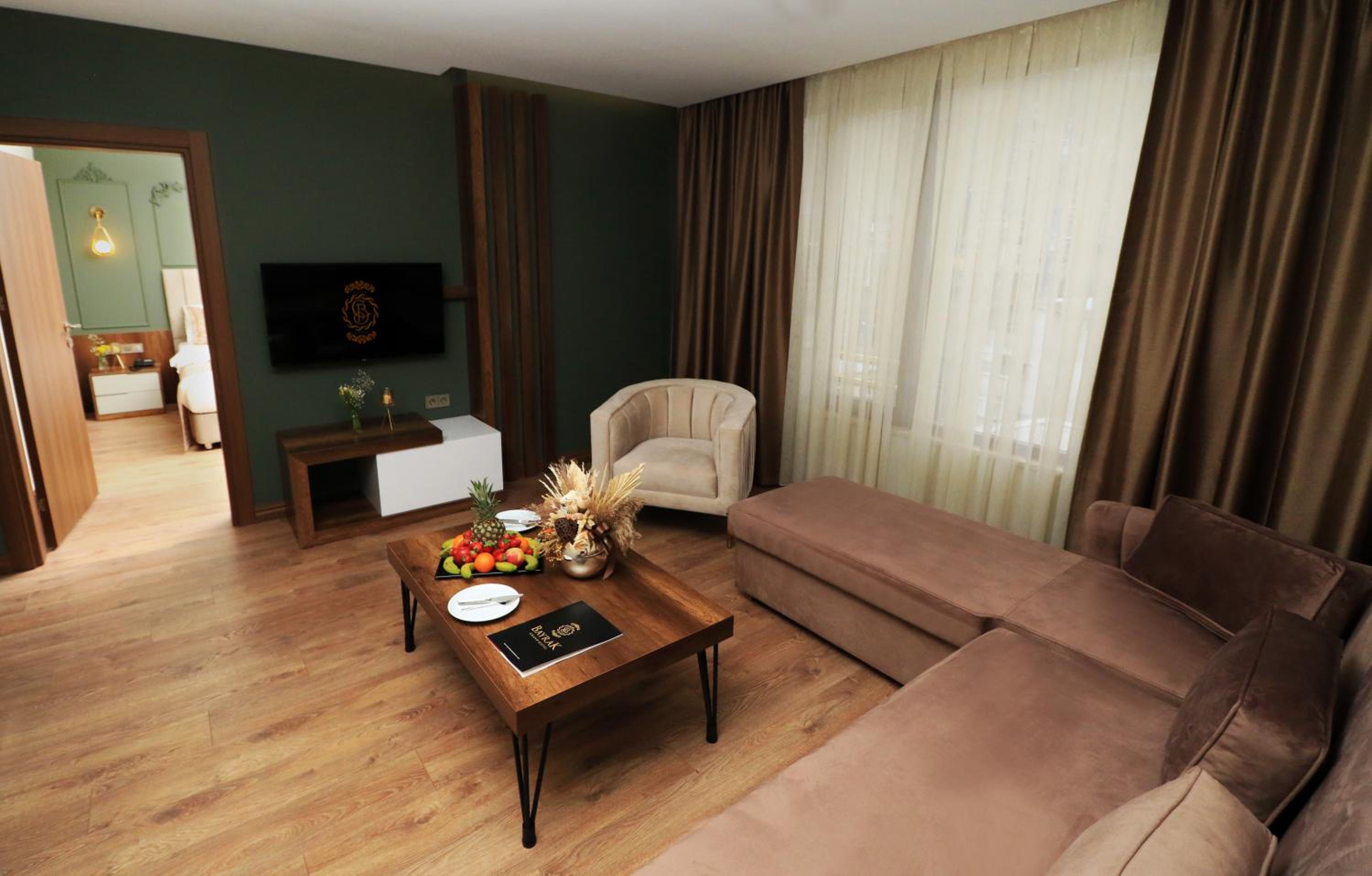 Deluxe Triple Room - Photo 2