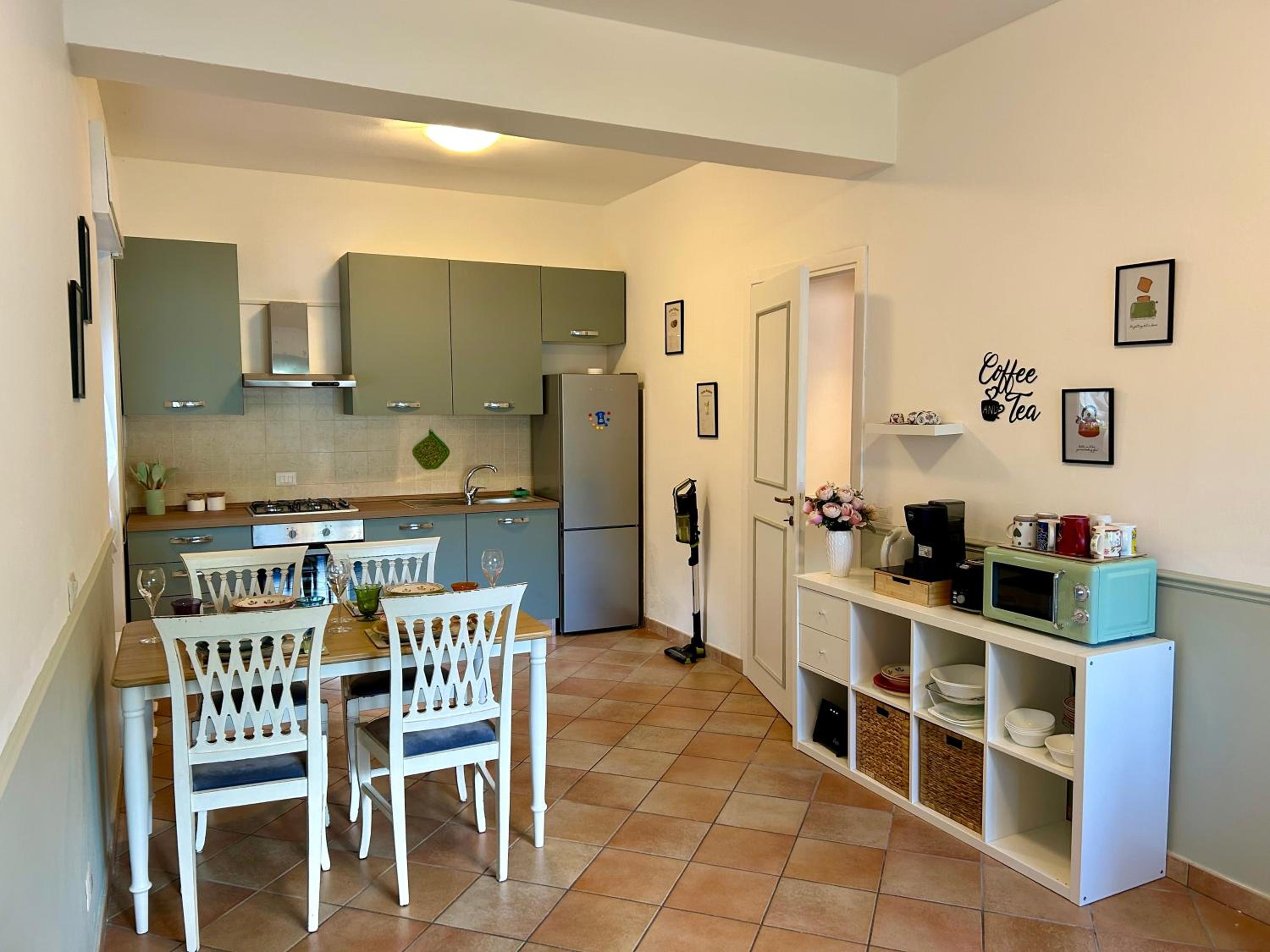 One-Bedroom Apartment photo 3