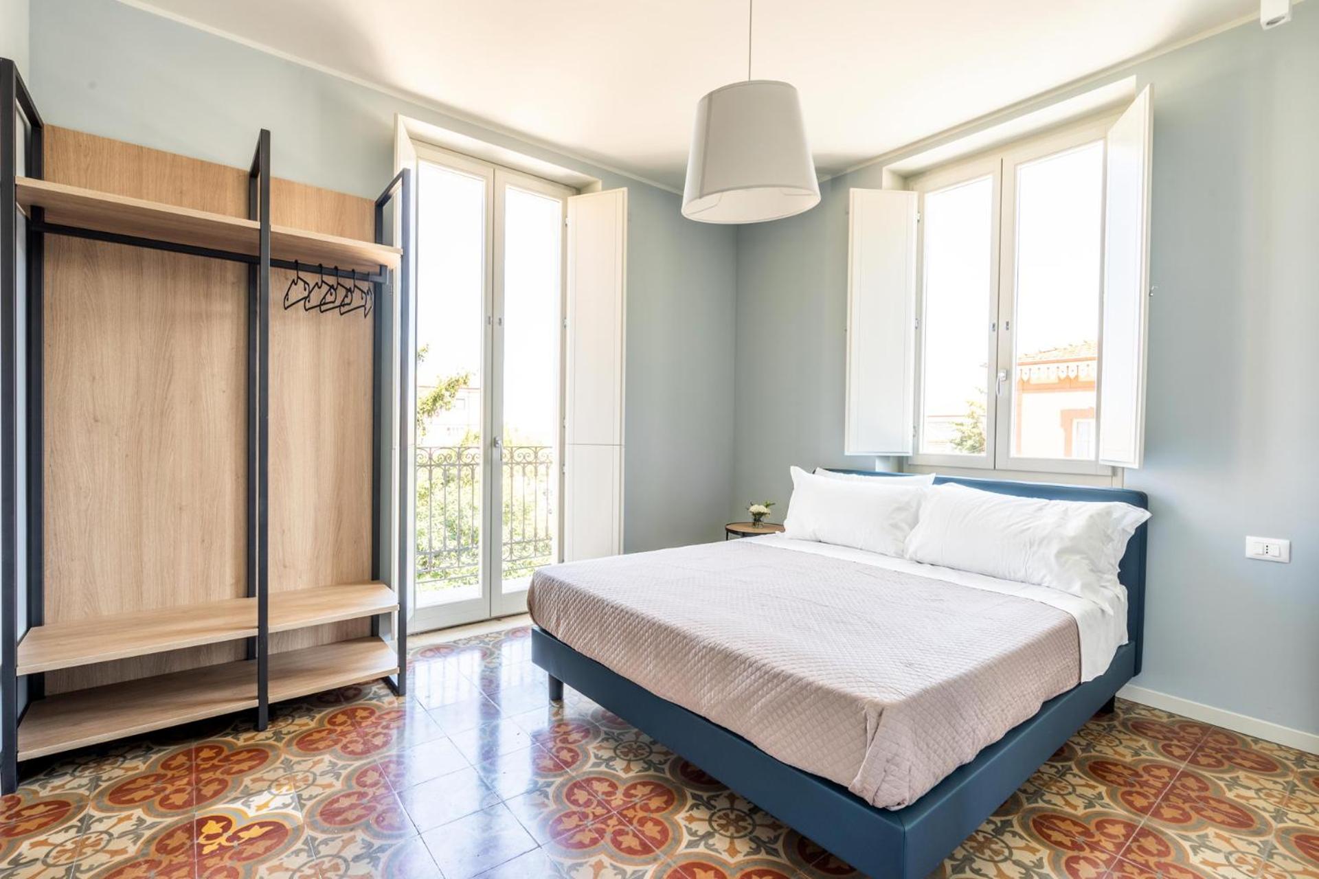 One-Bedroom Standard Apartment - Photo 1