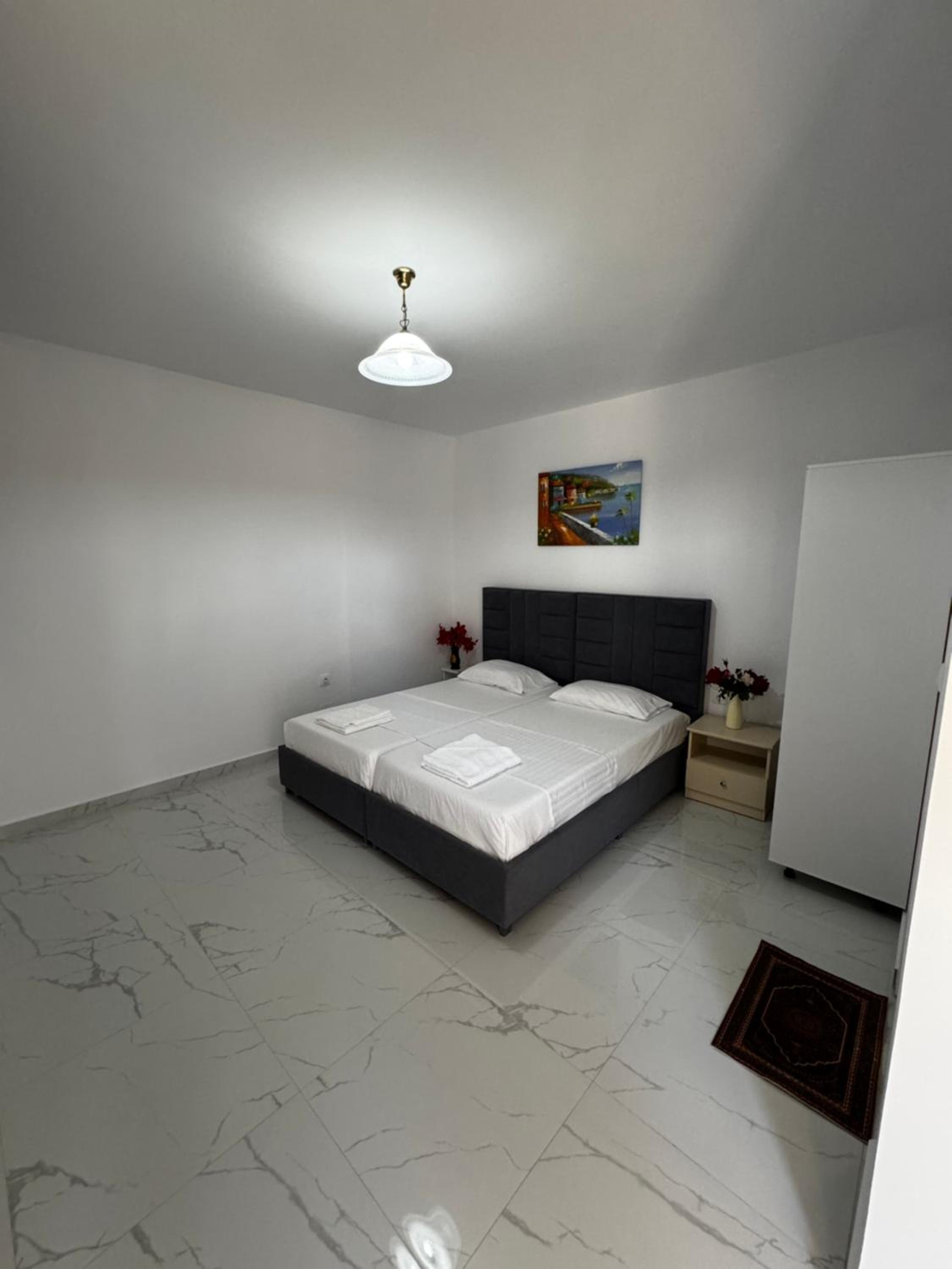 Studio Apartment photo 3
