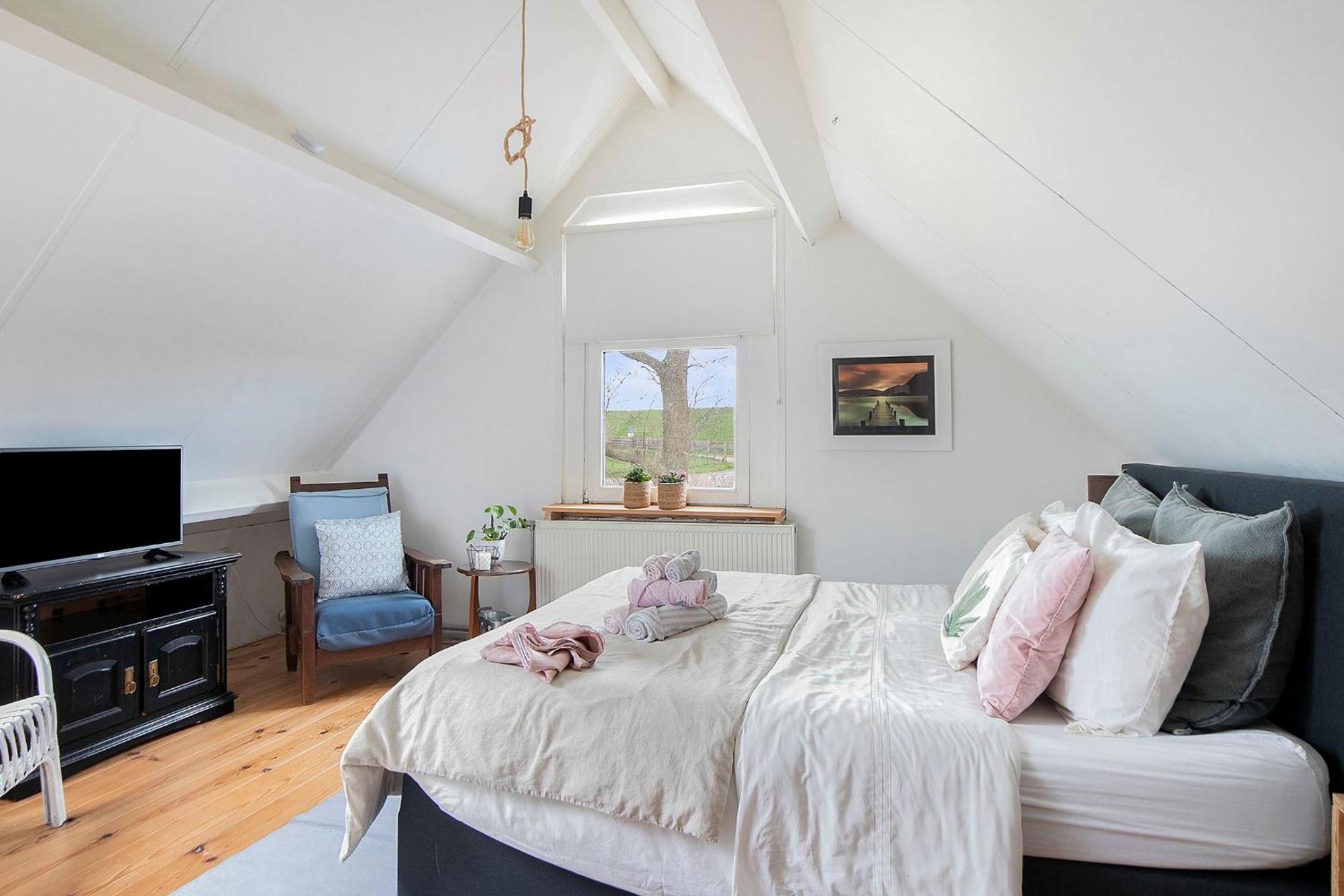 Two-Bedroom Suite photo 2