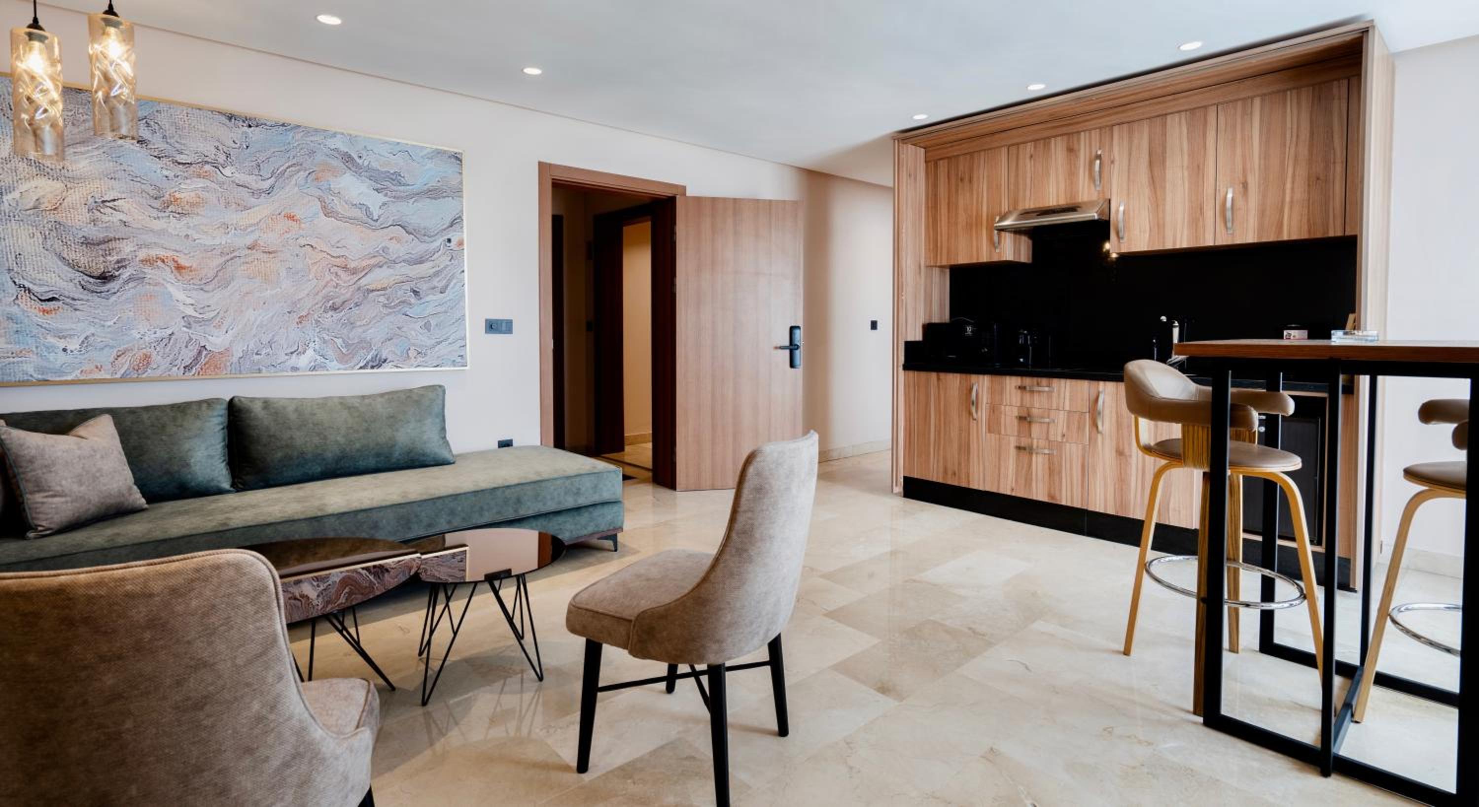 Deluxe Suite photo 1