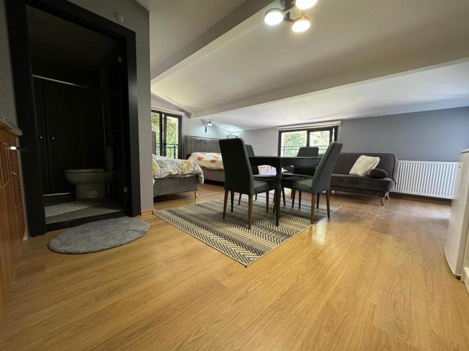 Duplex Quadruple Room