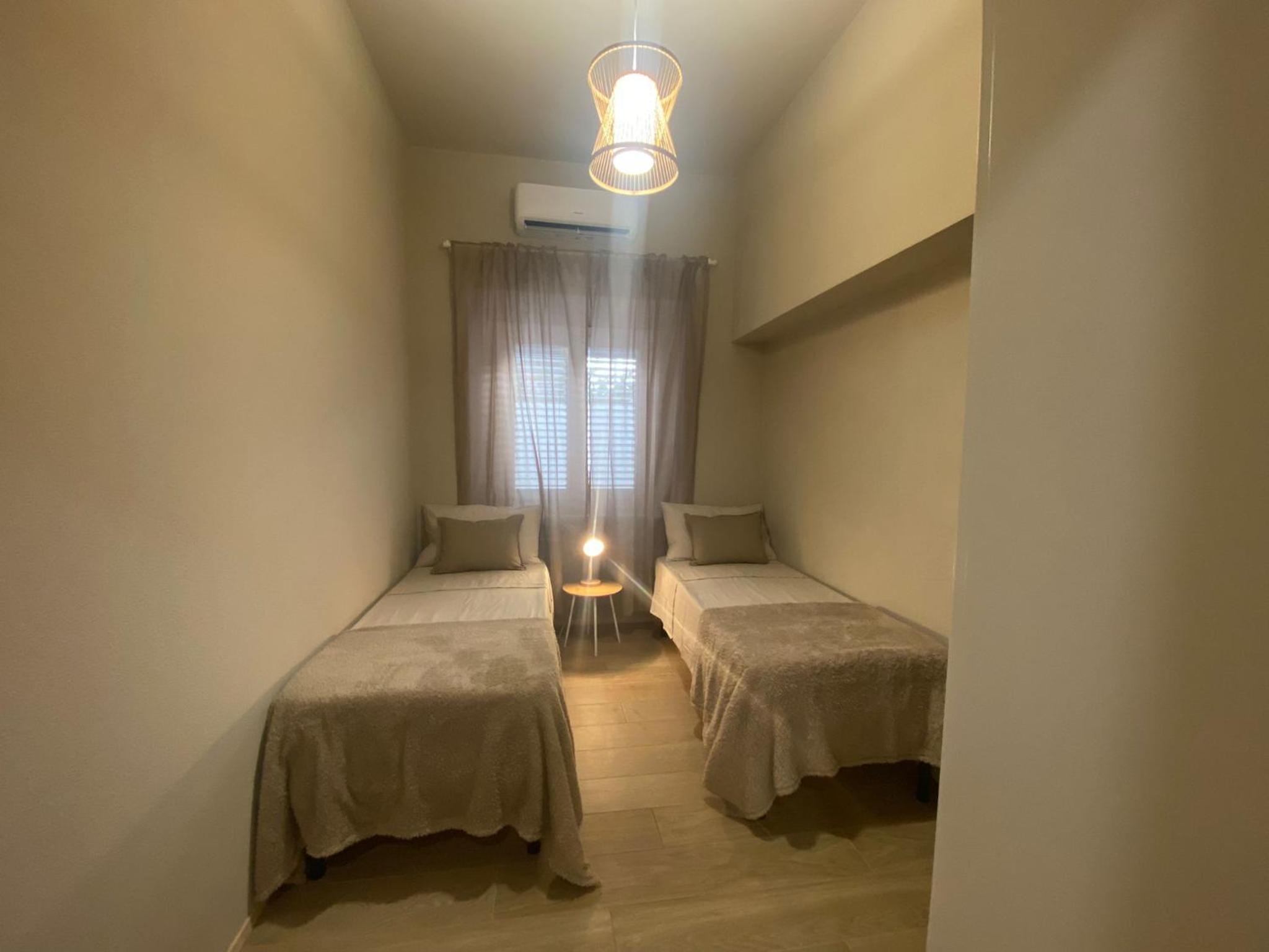 Twin Room with Private Bathroom