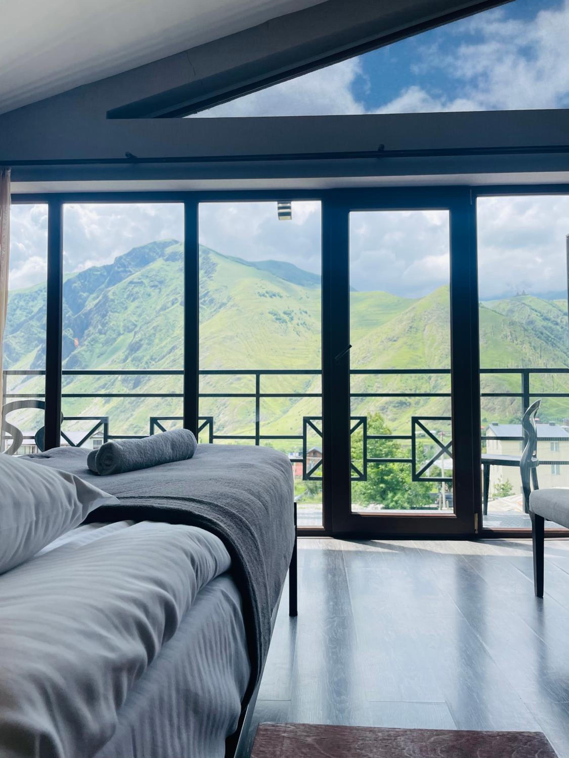 Standard Twin Room - Photo 2