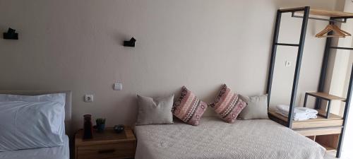 Superior Triple Room with Sea View photo 2