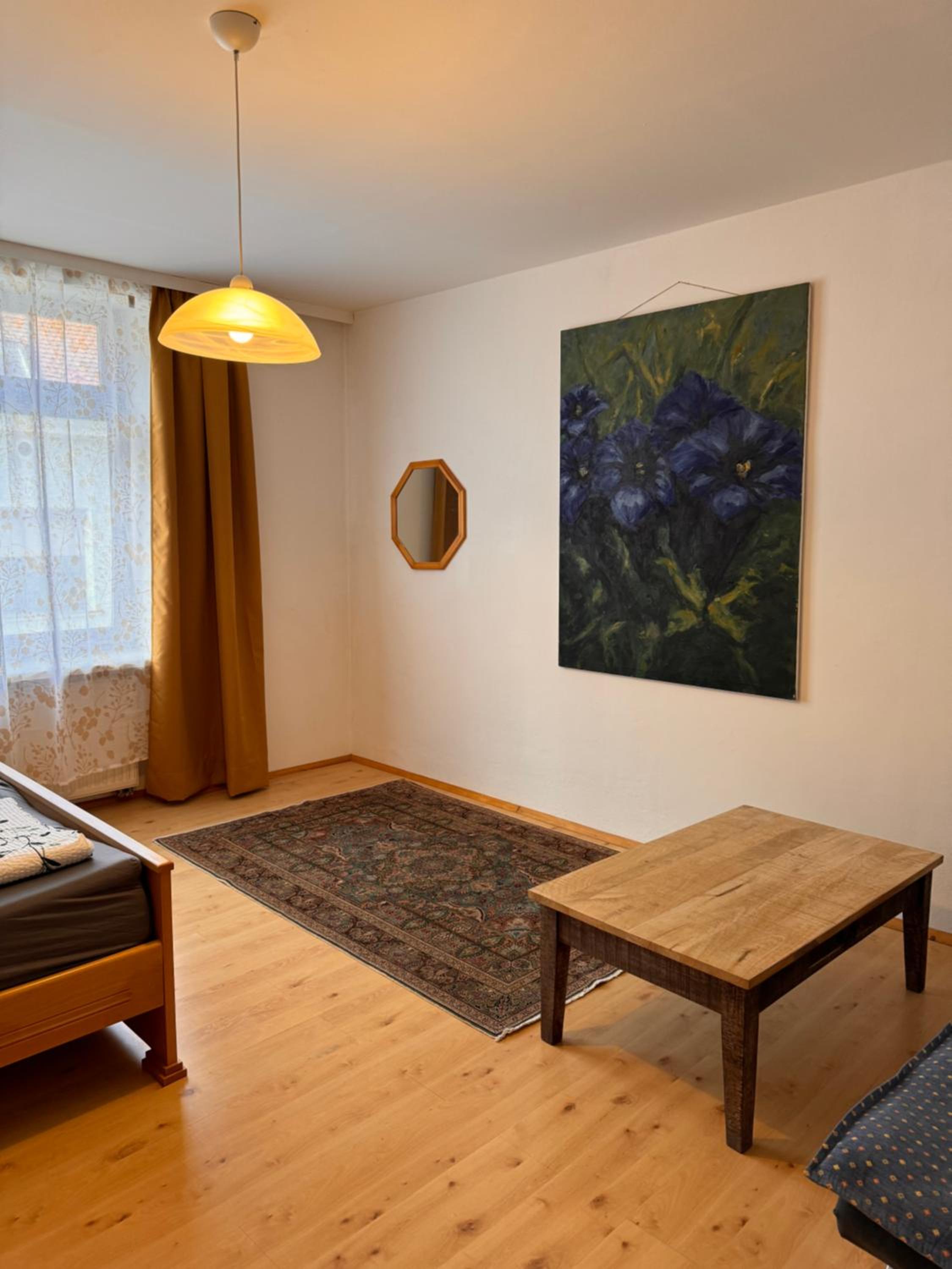One-Bedroom Apartment with City View photo 1