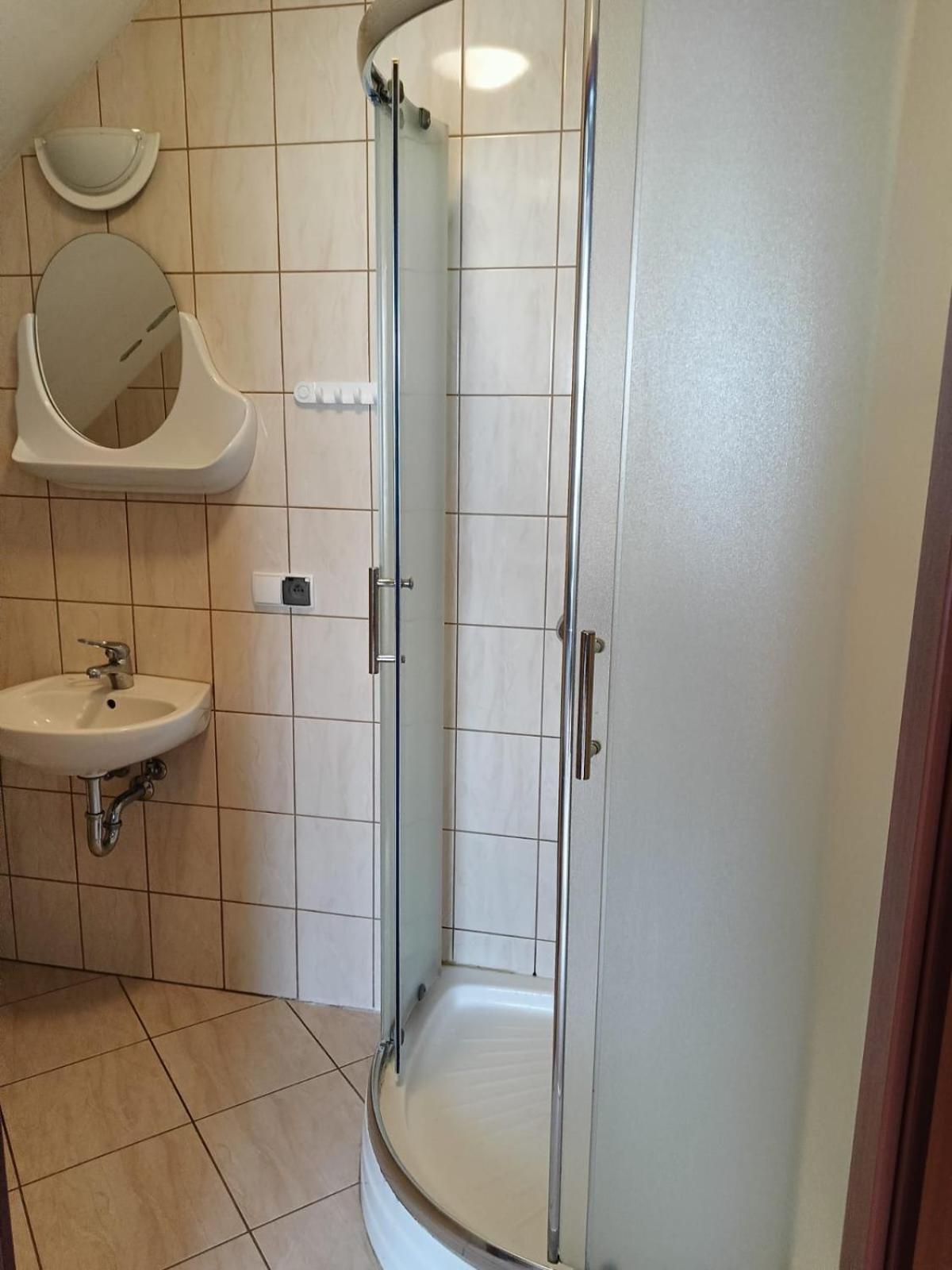 Triple Room With Private Bathroom photo 3