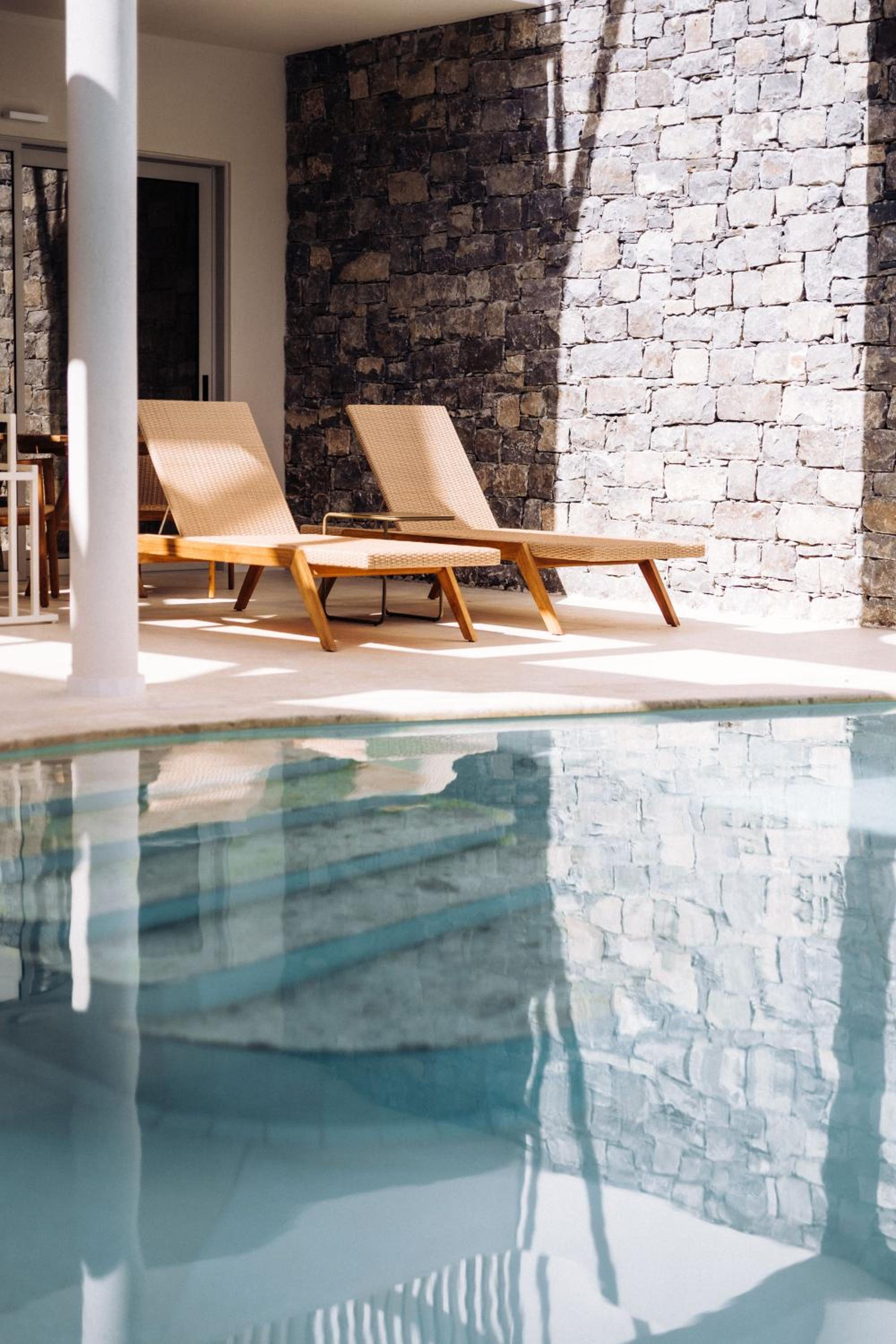 King Suite with Pool View photo 3