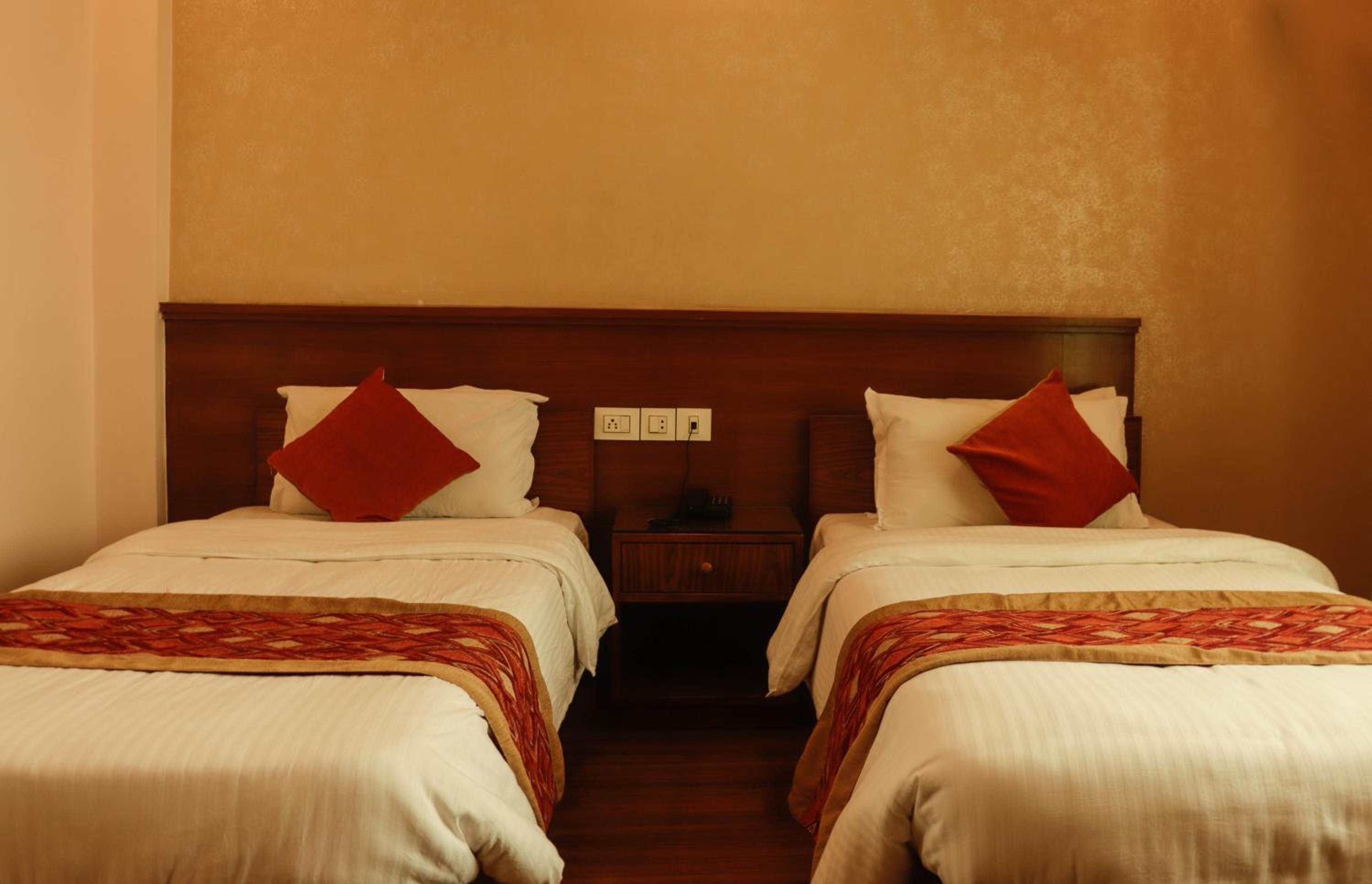 Deluxe Double Or Twin Room photo 1