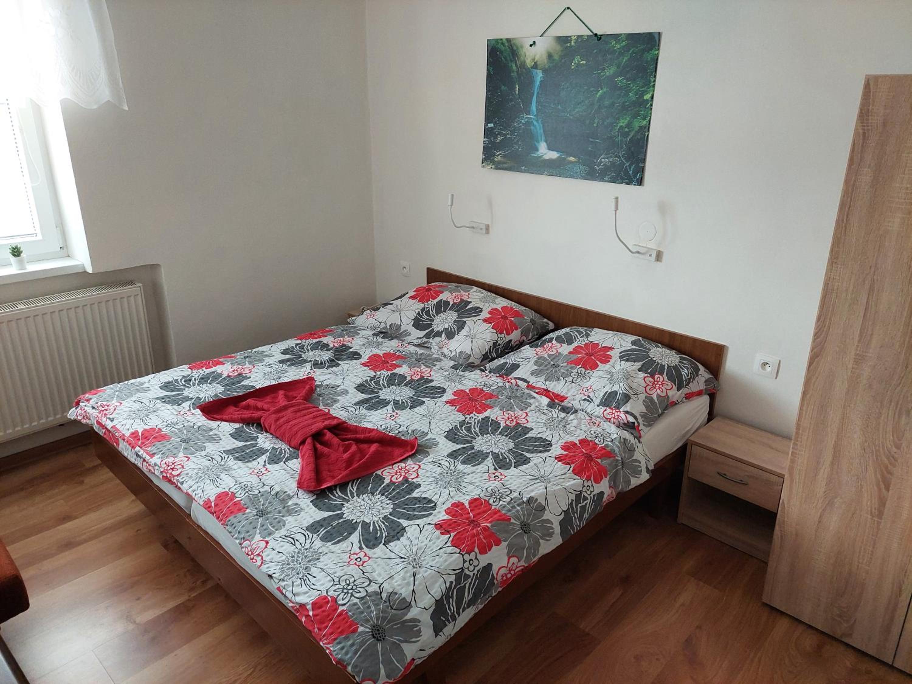 Standard Twin Room - Photo 2