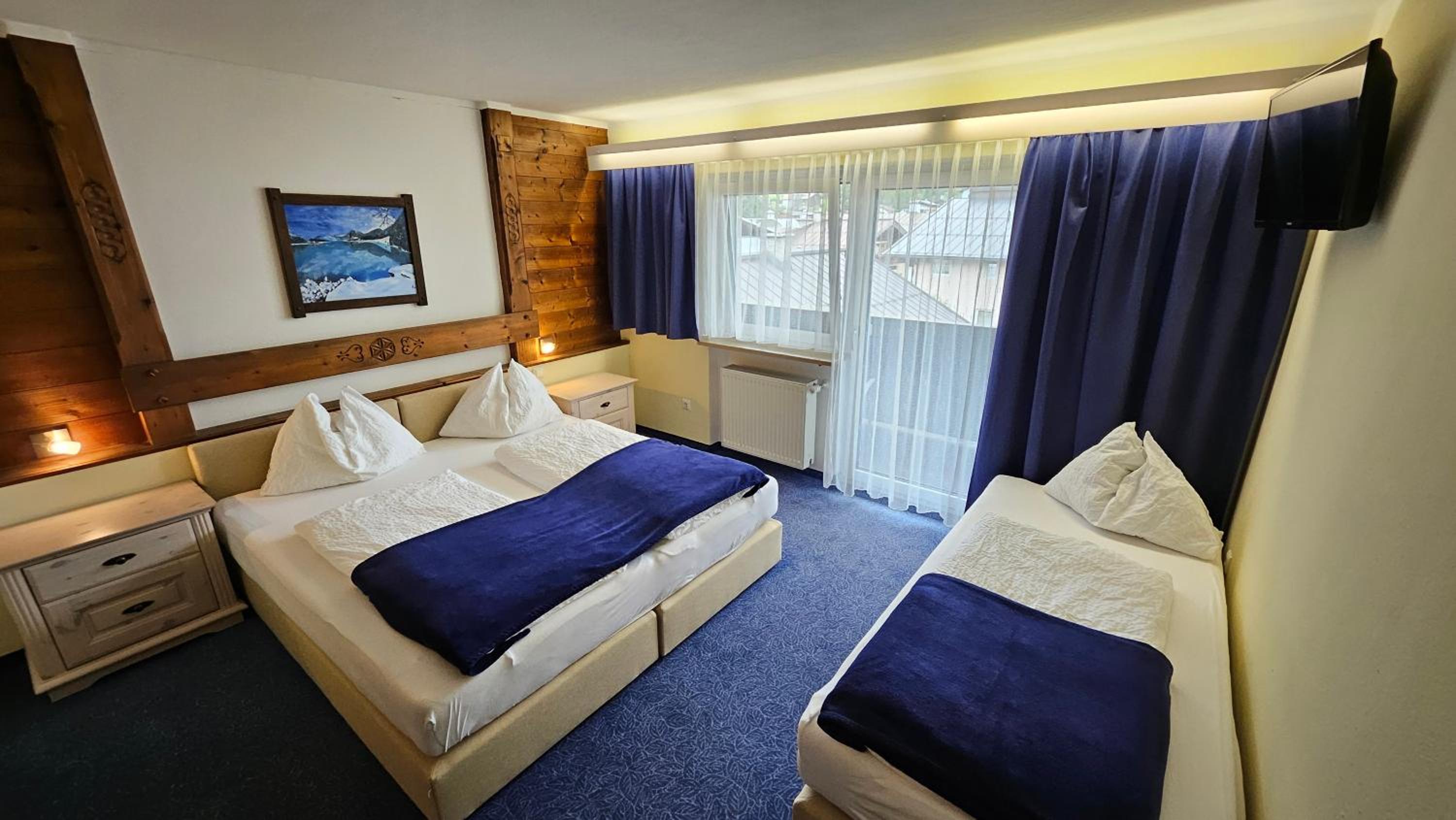 Triple Room with Balcony photo 2
