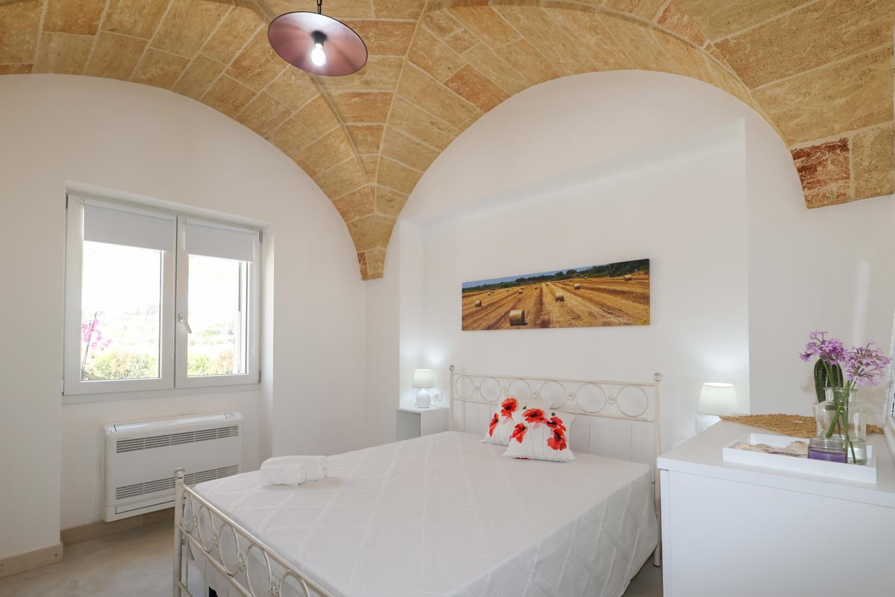 Three-Bedroom Villa photo 1