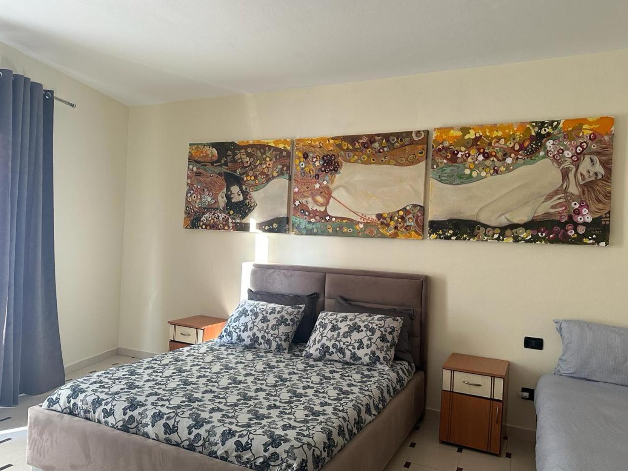 One-Bedroom Apartment With Balcony