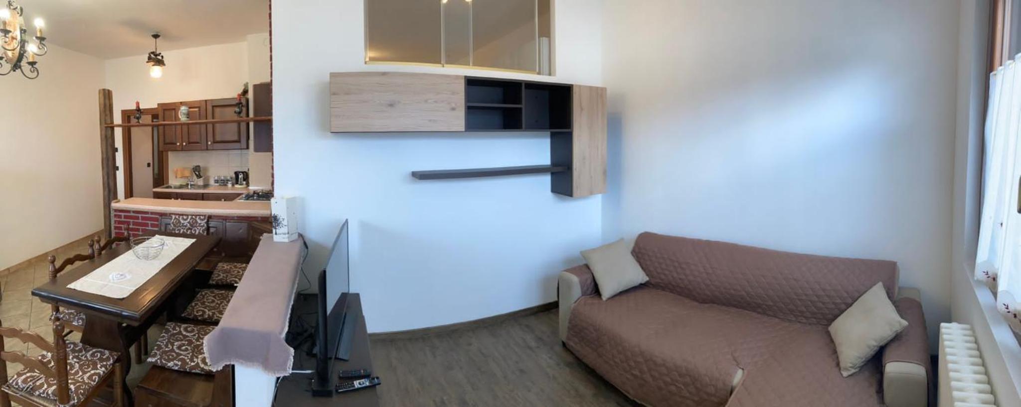 One-Bedroom Apartment photo 1