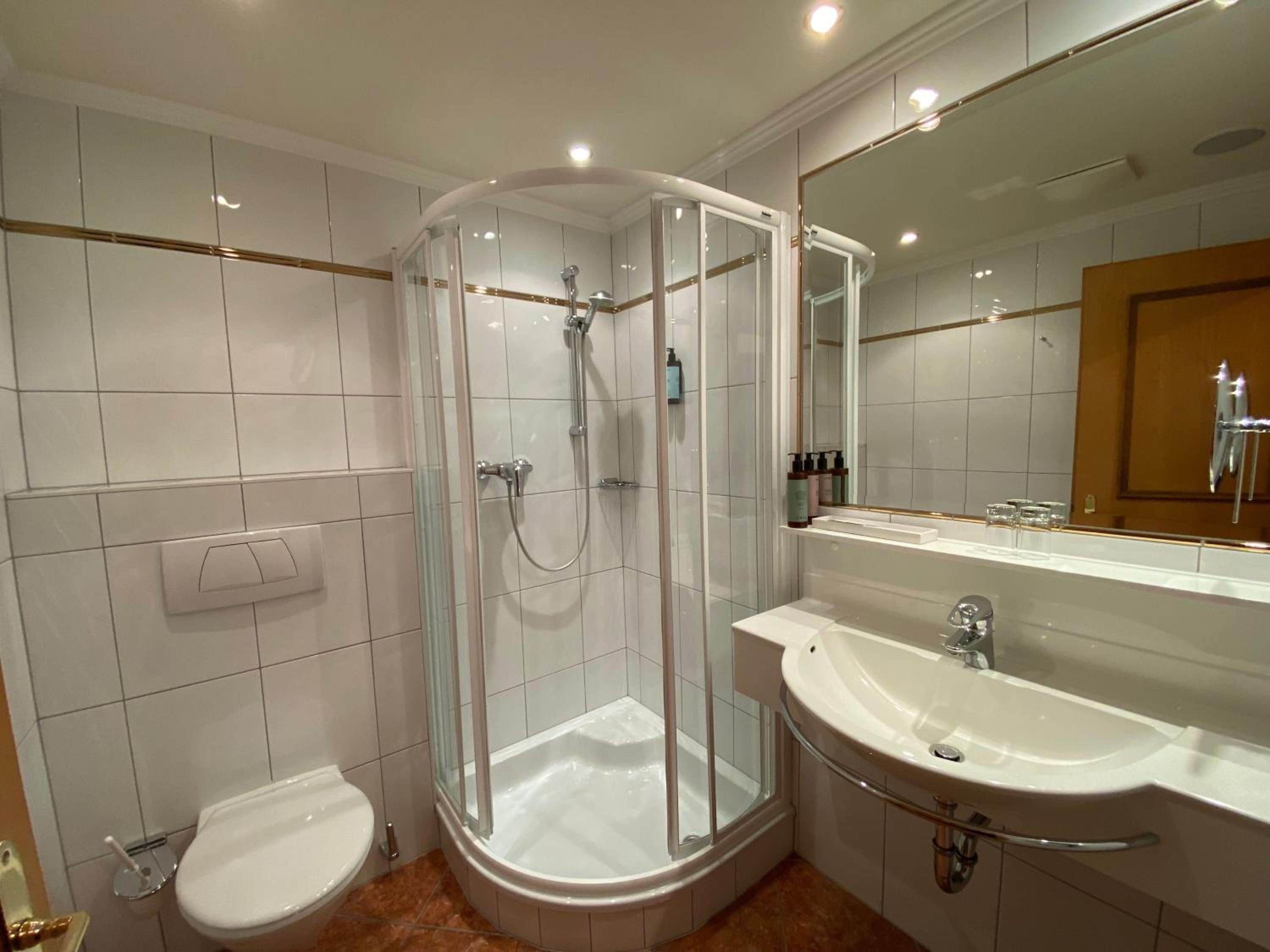 Standard Double Room photo 3
