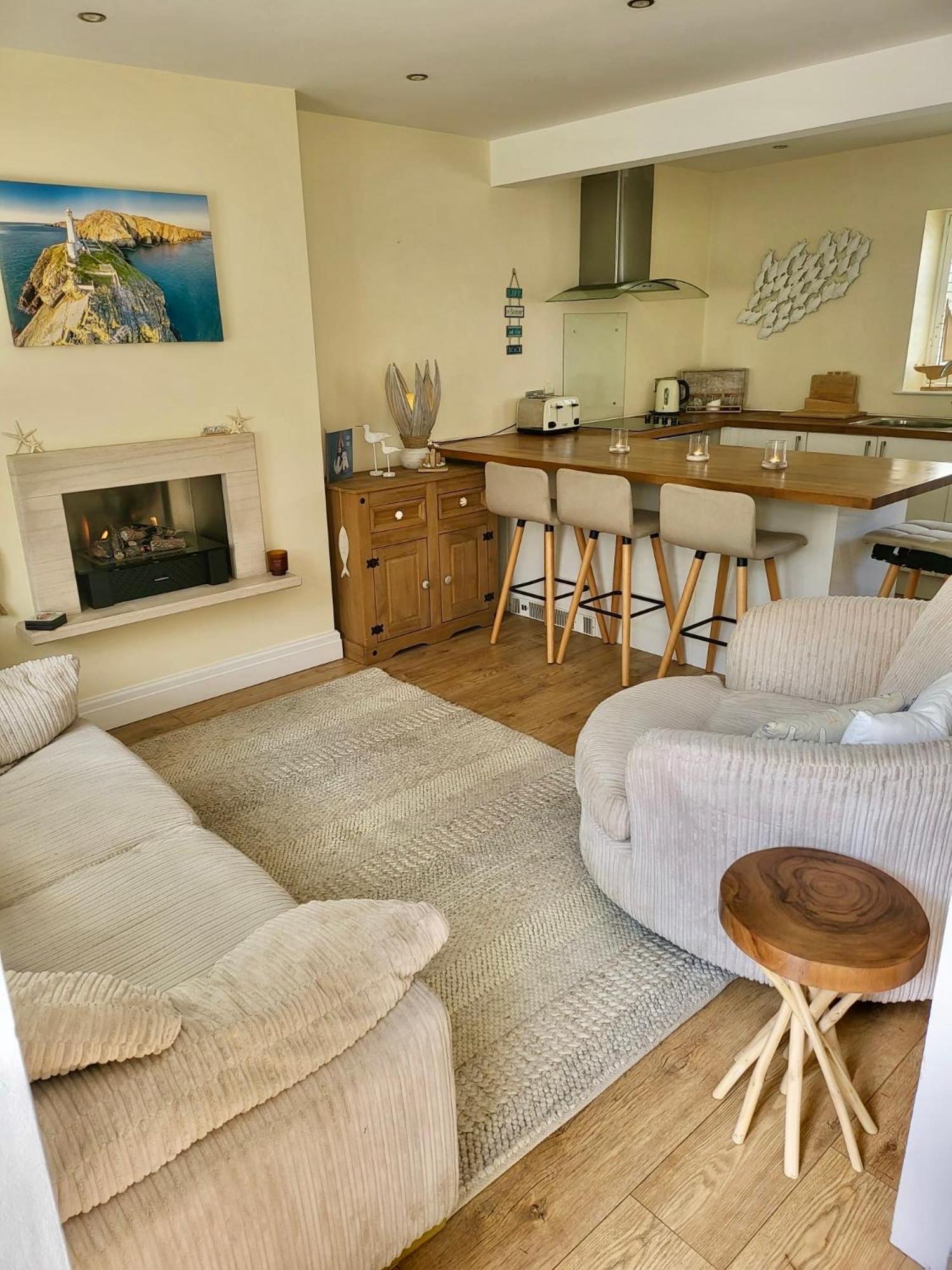 Two-Bedroom House photo 1