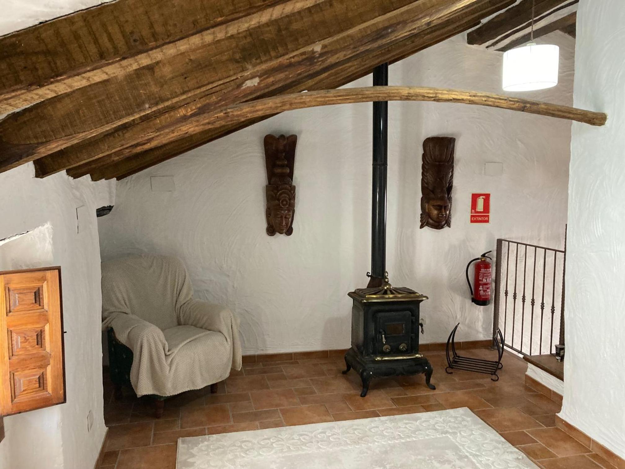 Three-Bedroom House photo 2