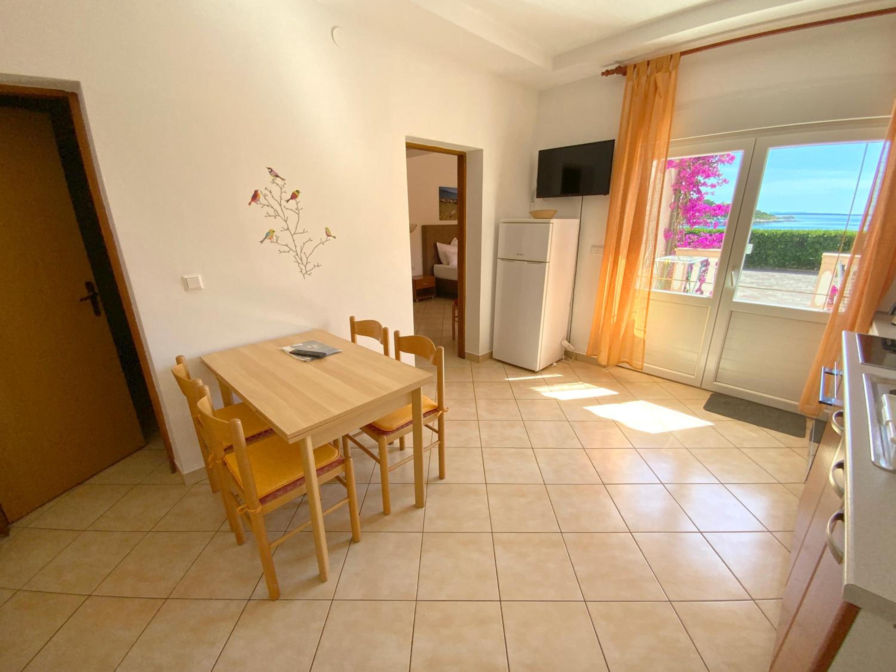 Two-Bedroom Apartment with Terrace - Photo 7