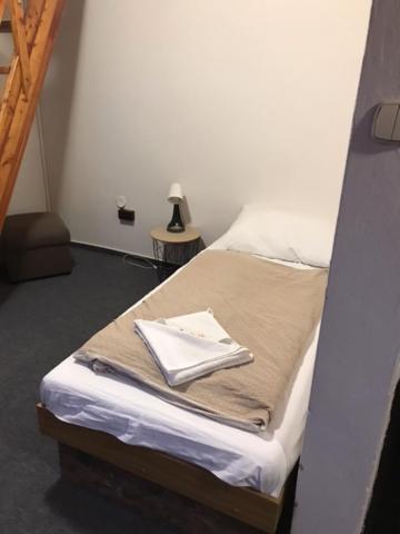 Single Room photo 1