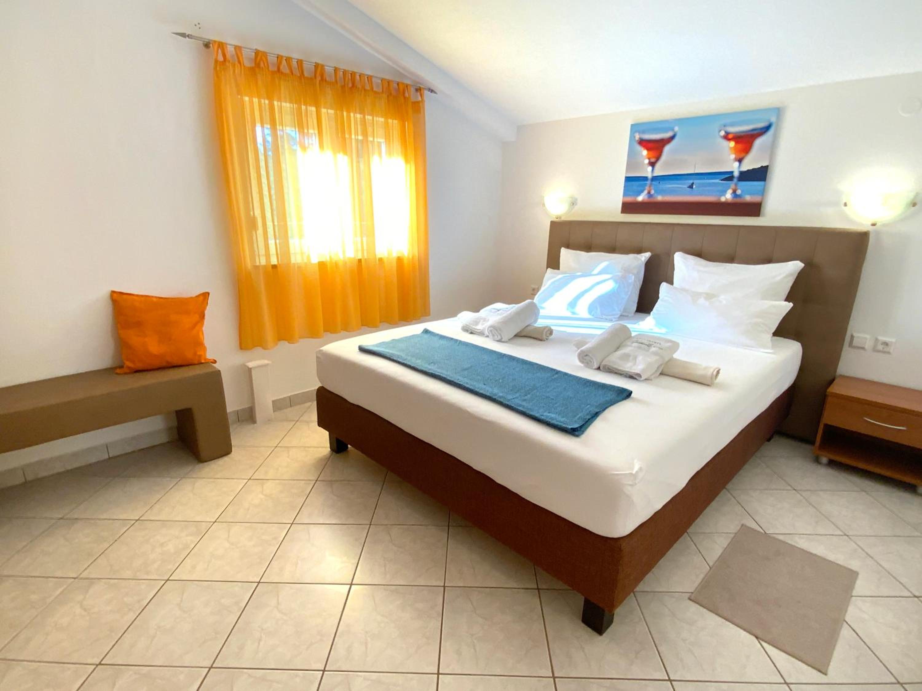 Two-Bedroom Apartment with Balcony - Photo 1