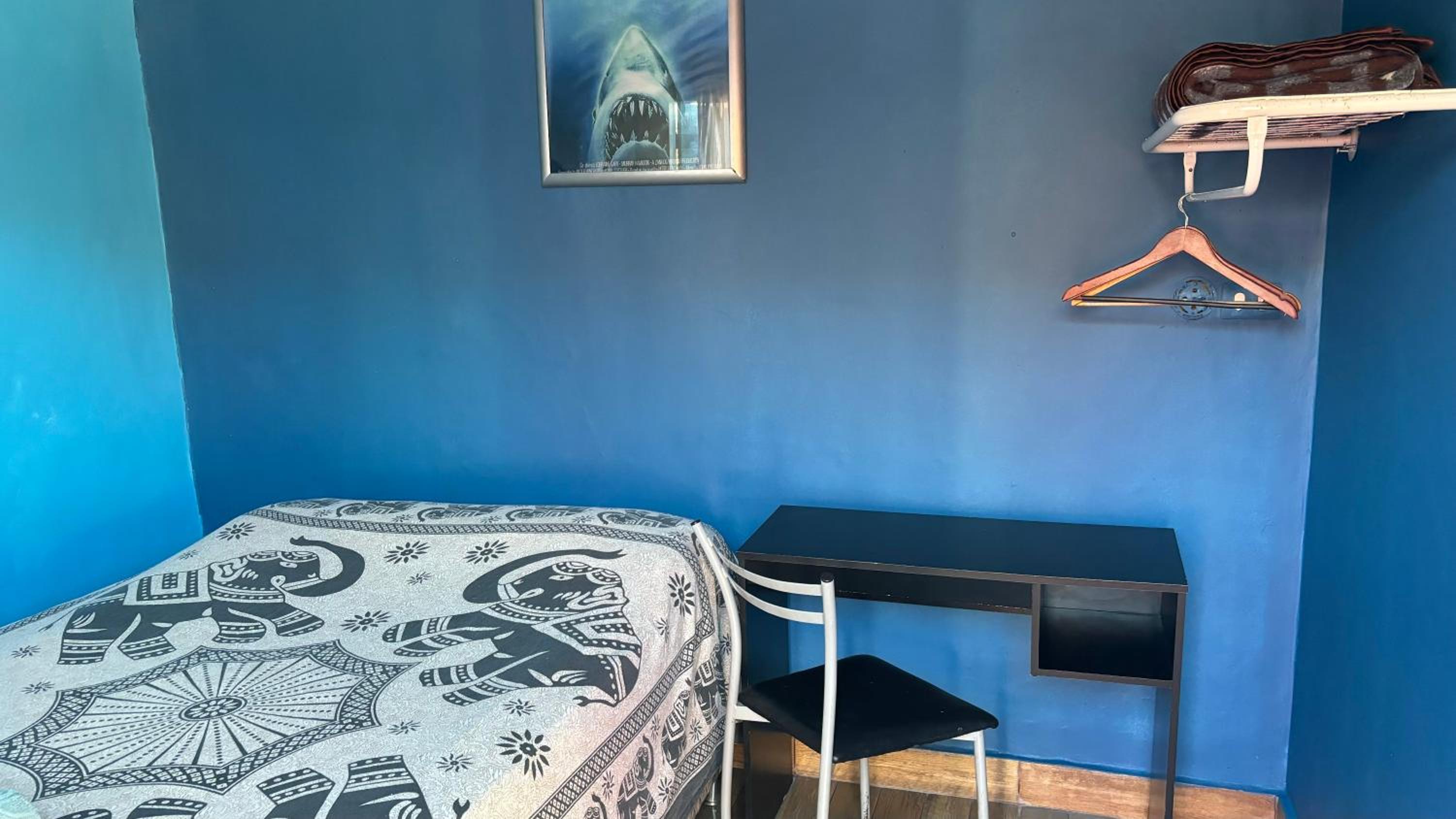 Standard Single Room with Shared Bathroom photo 3