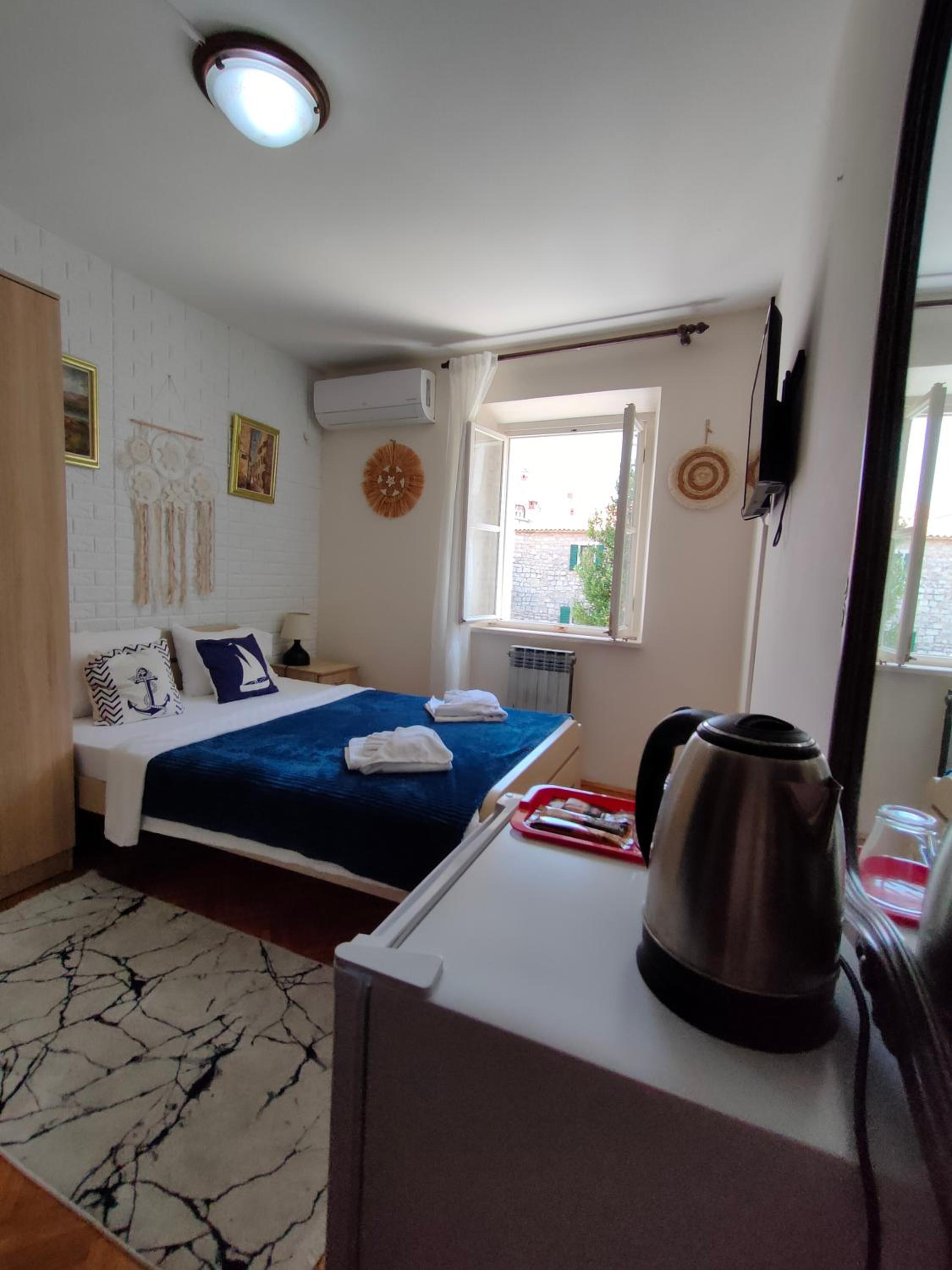 Standard Double Room photo 2