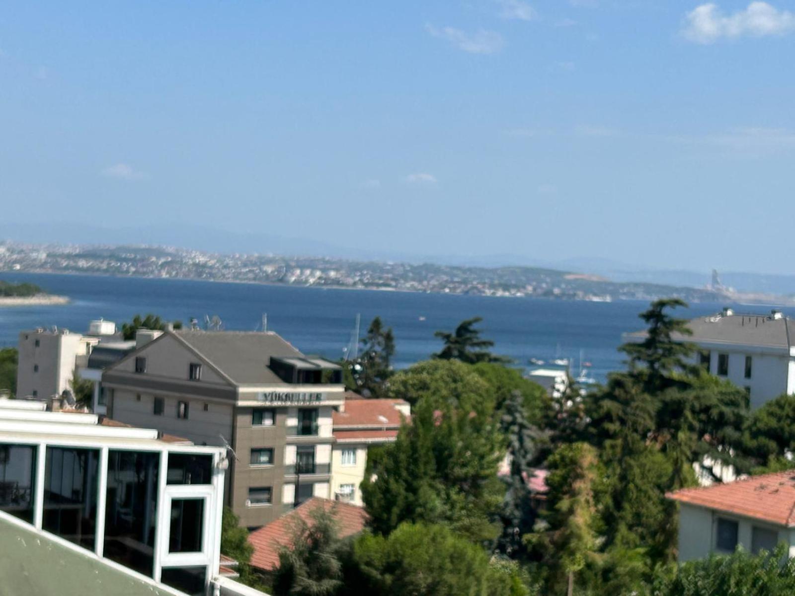 Deluxe Suite with Sea View photo 2