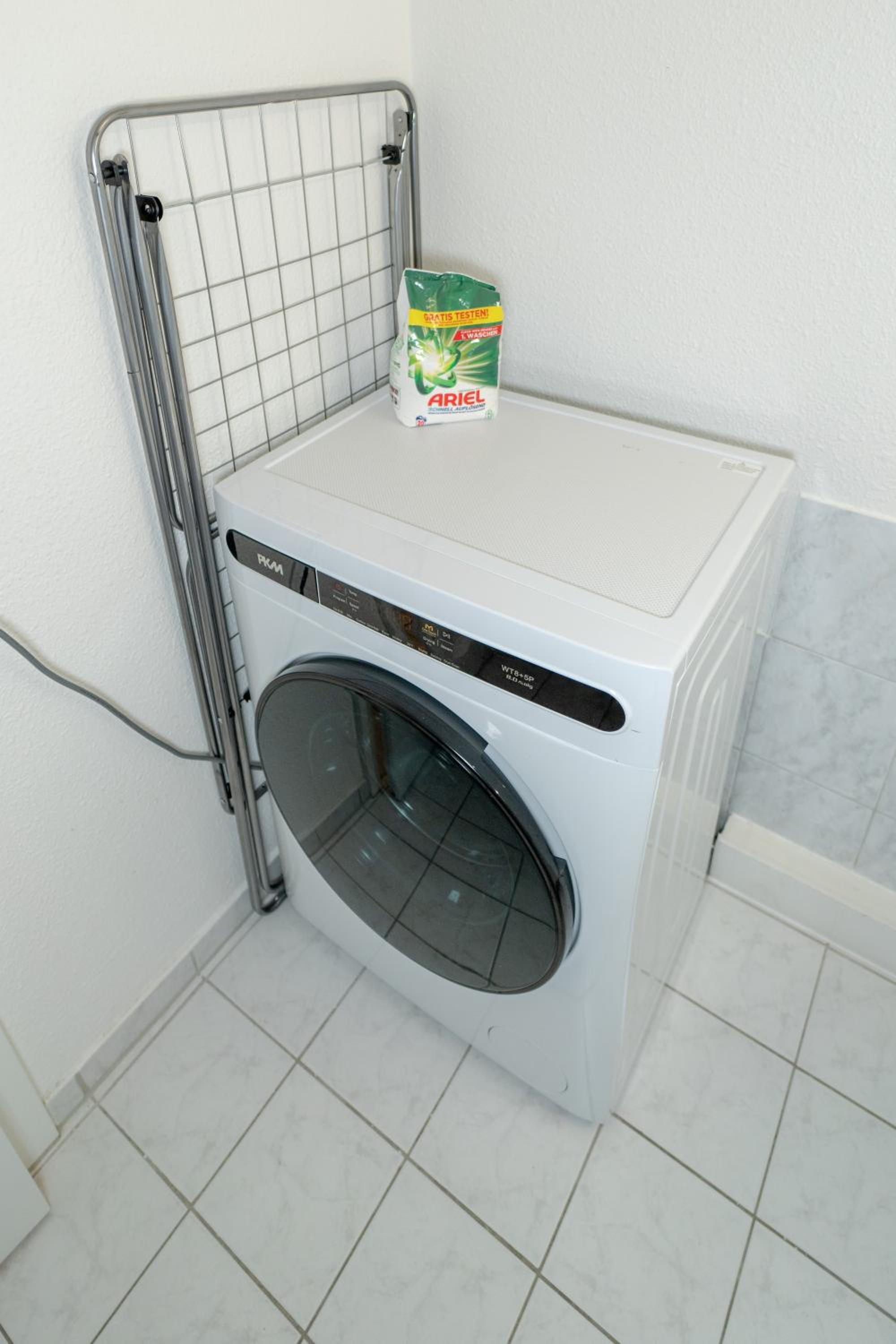 Studio Apartment photo 2