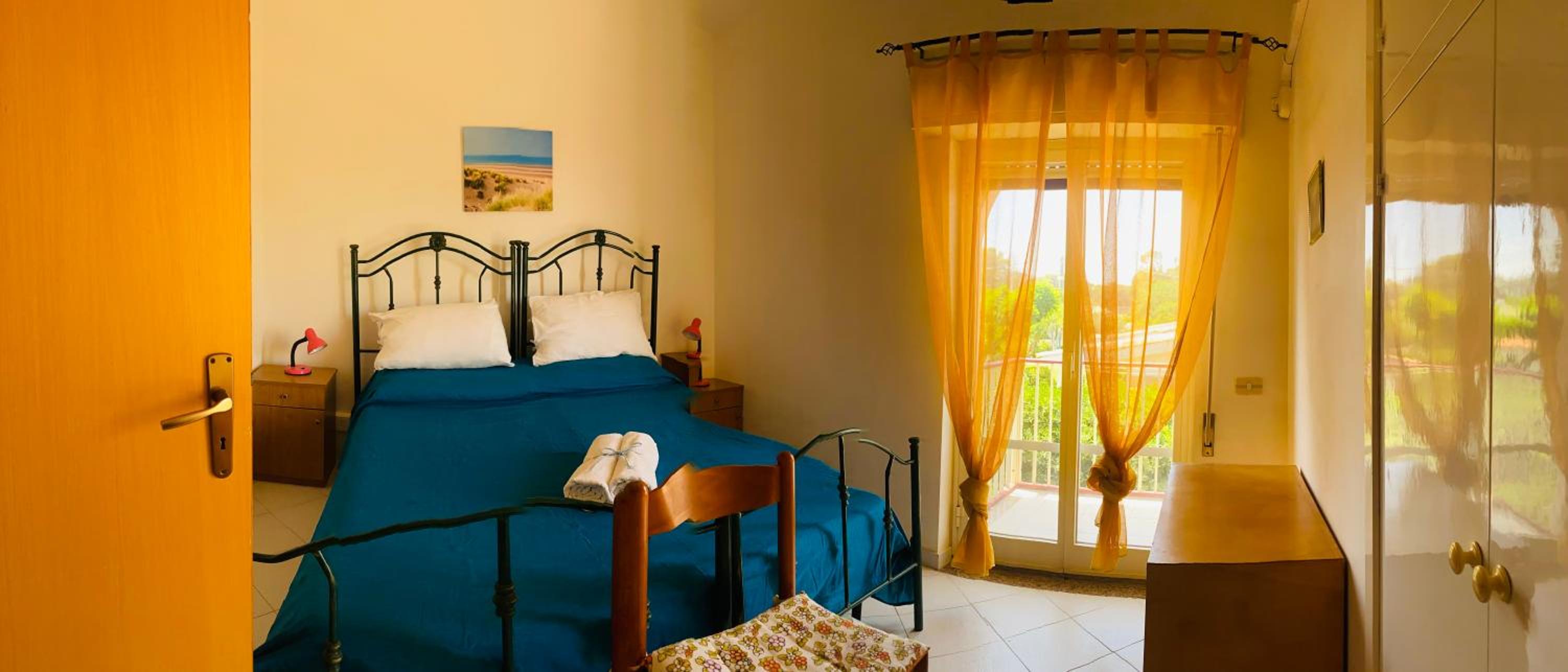 Three-Bedroom Apartment with Sea View photo 1
