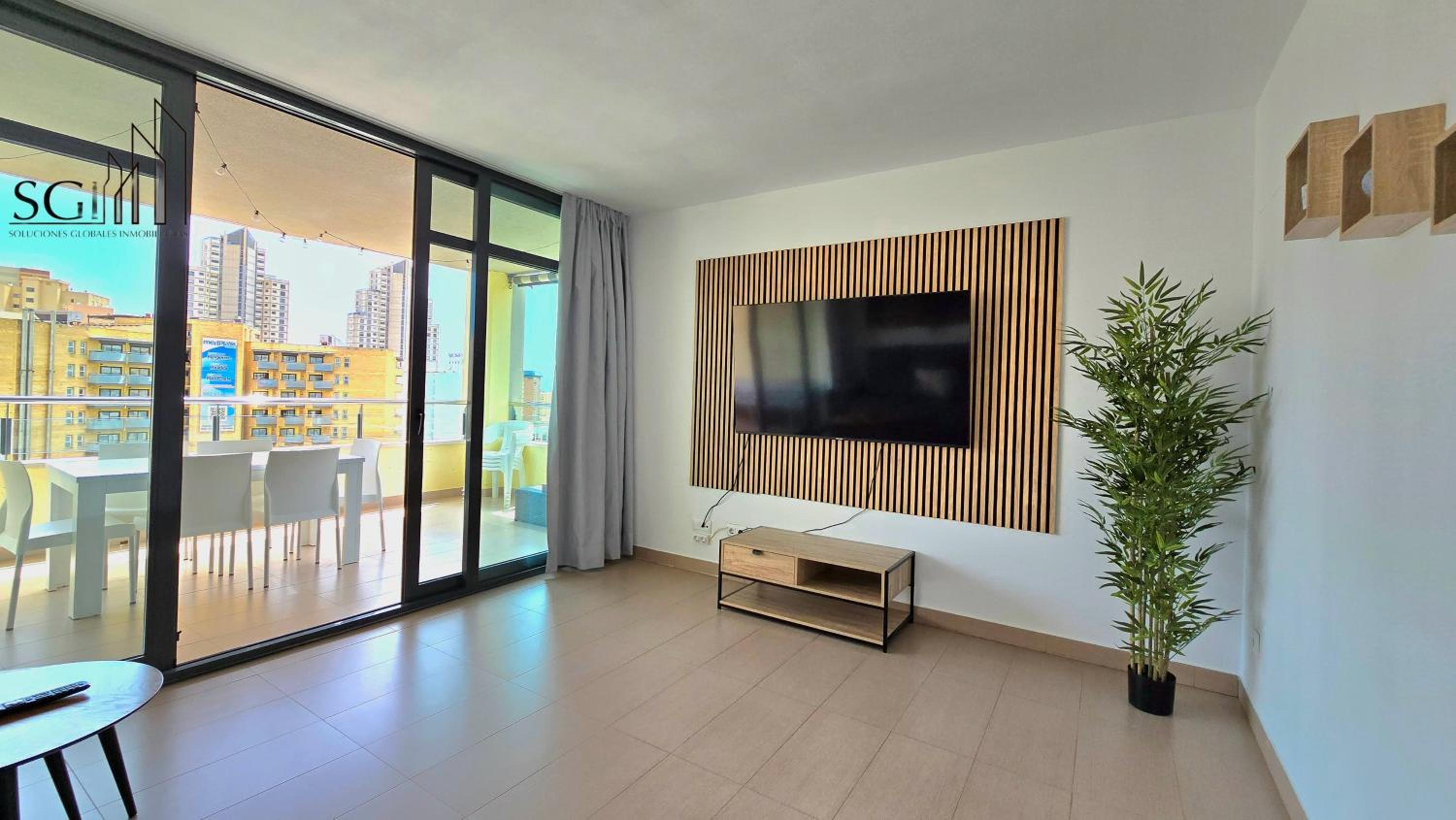 Apartamento de dos habitaciones de lujo con vista al jardín