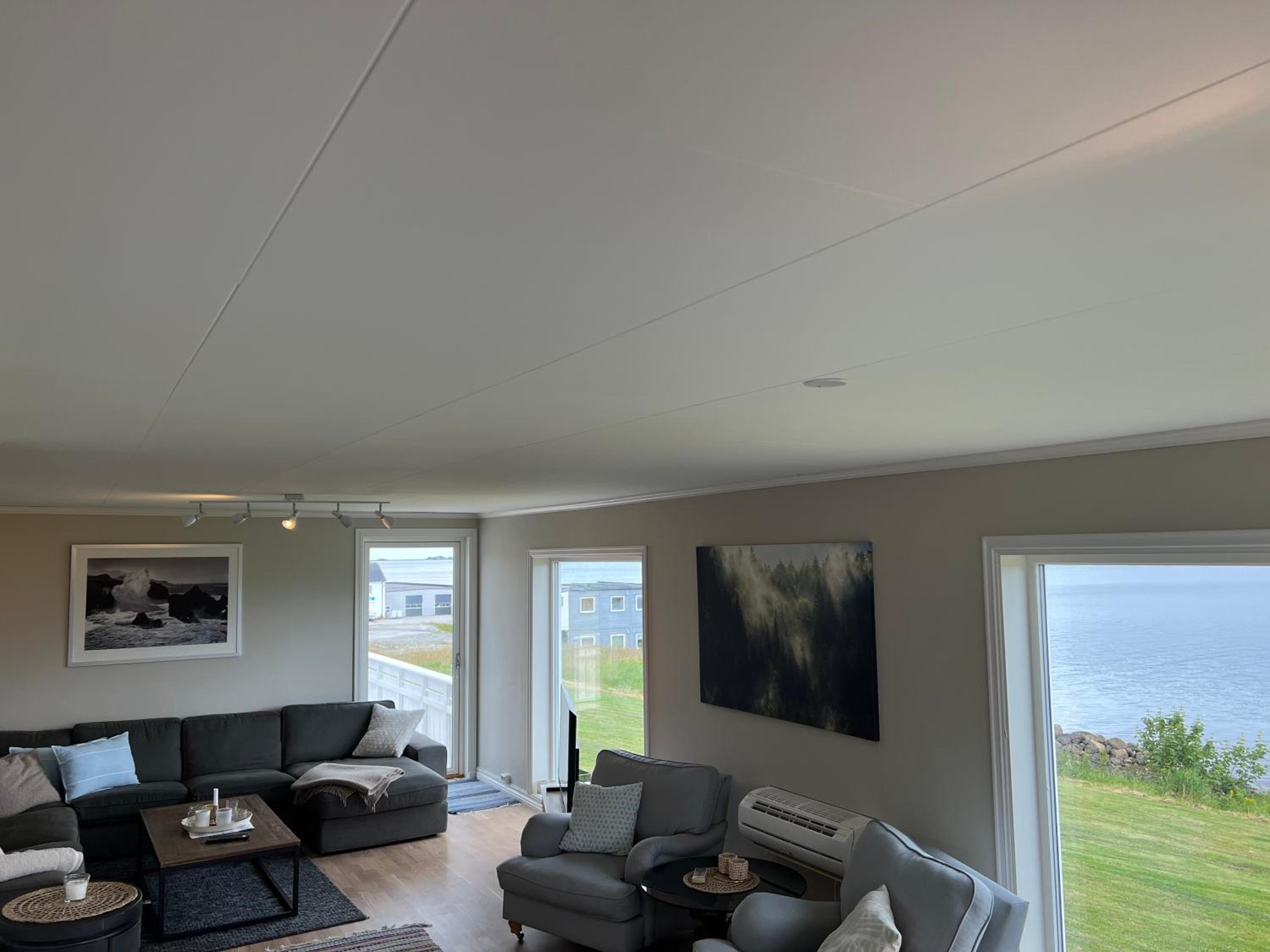 Four-Bedroom House photo 1