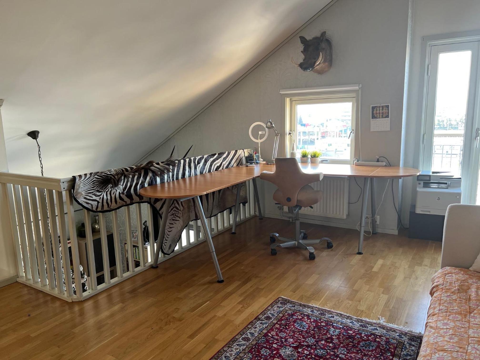 Two-Bedroom Studio Apartment photo 3