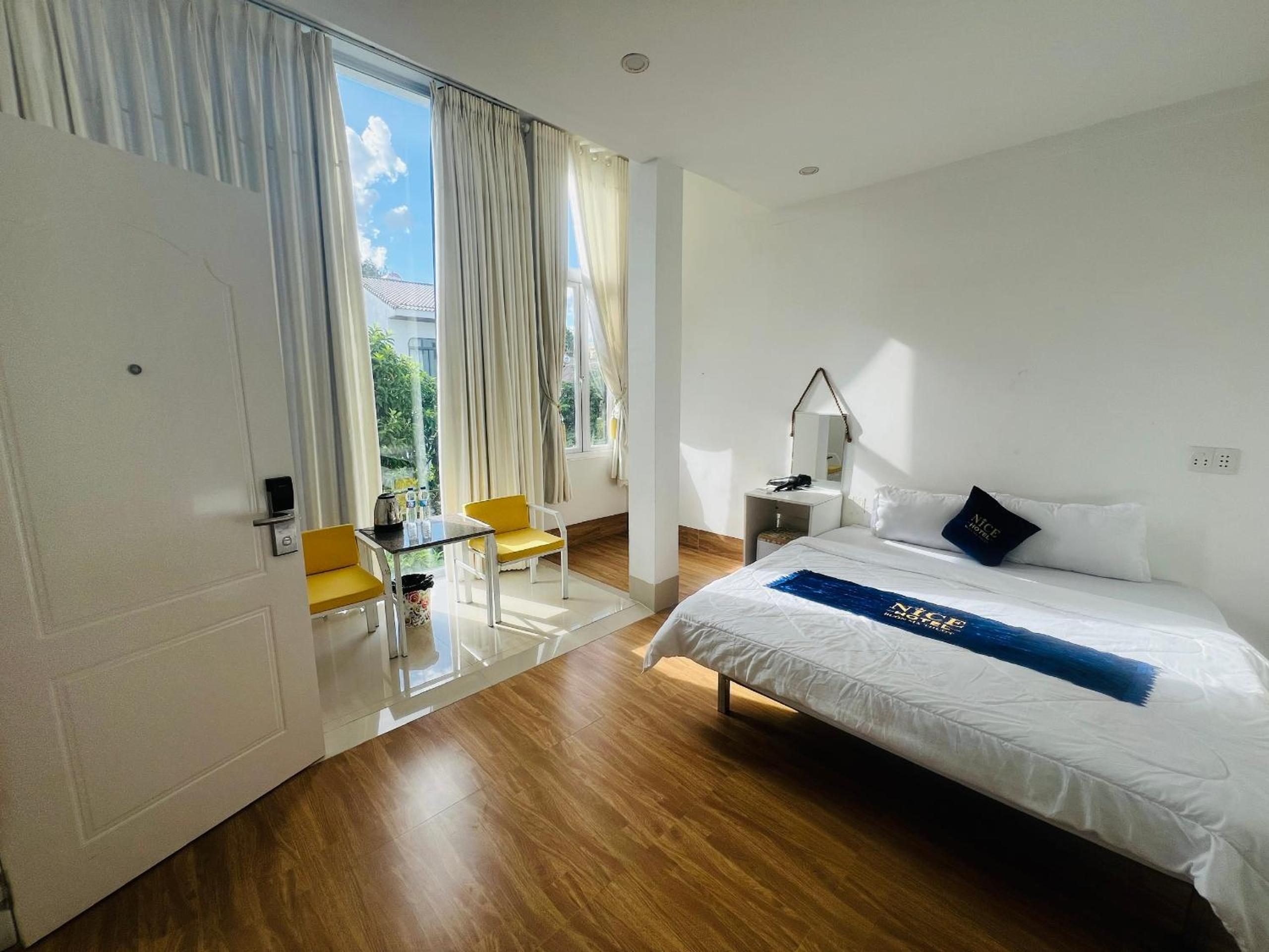 Superior Double Room - Photo 1