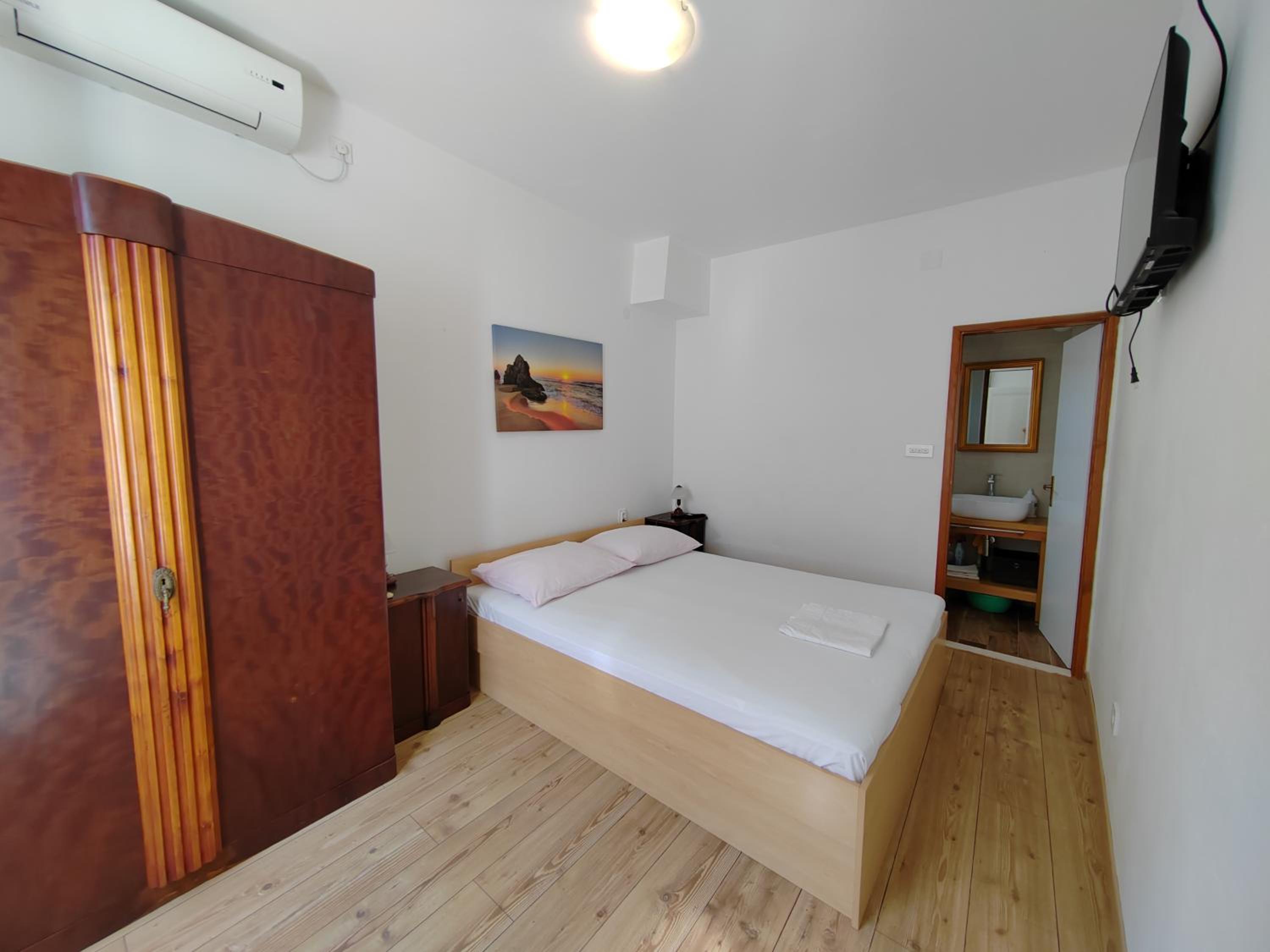 Double Room with External Kitchen