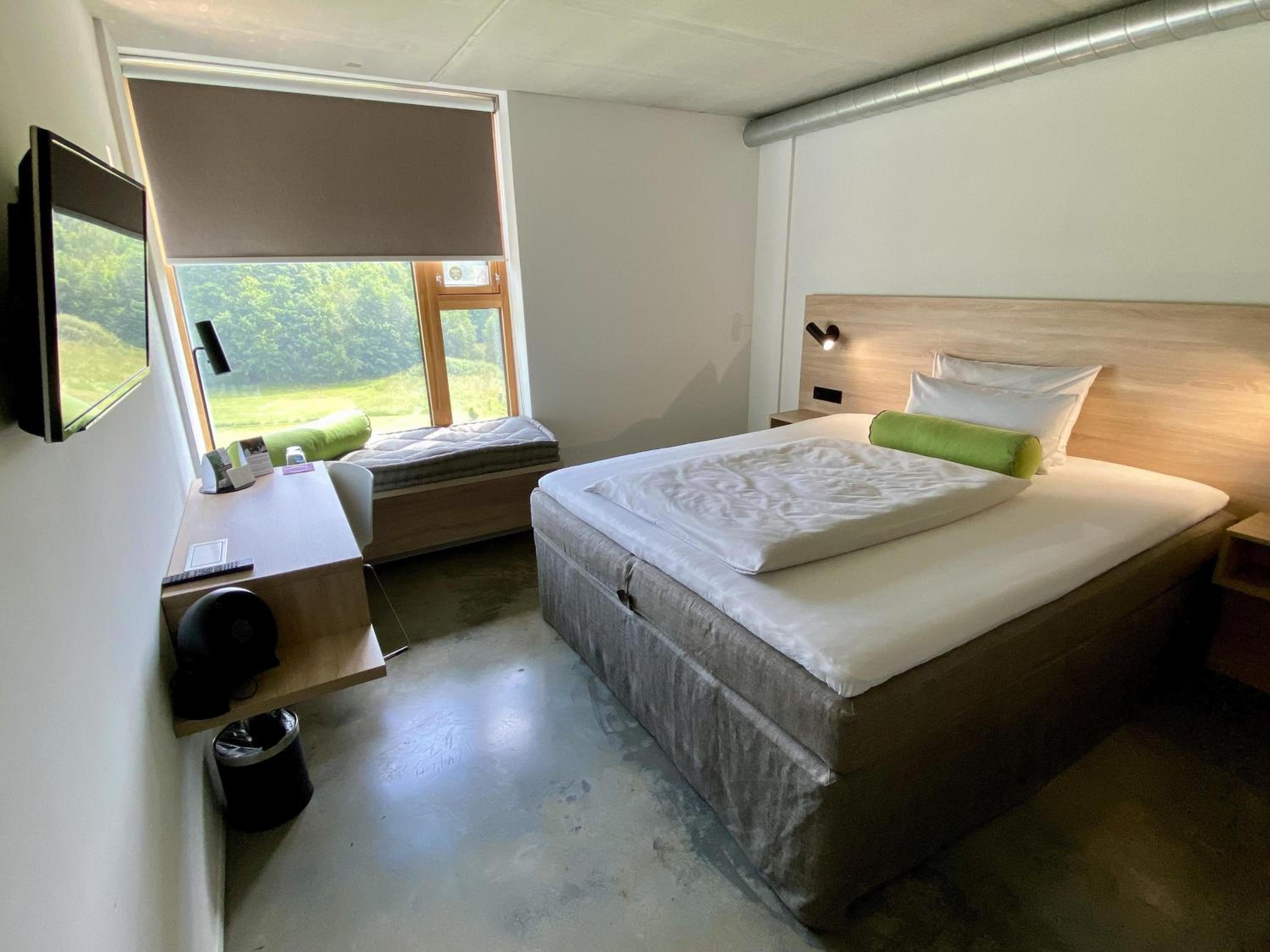 Deluxe Single Room