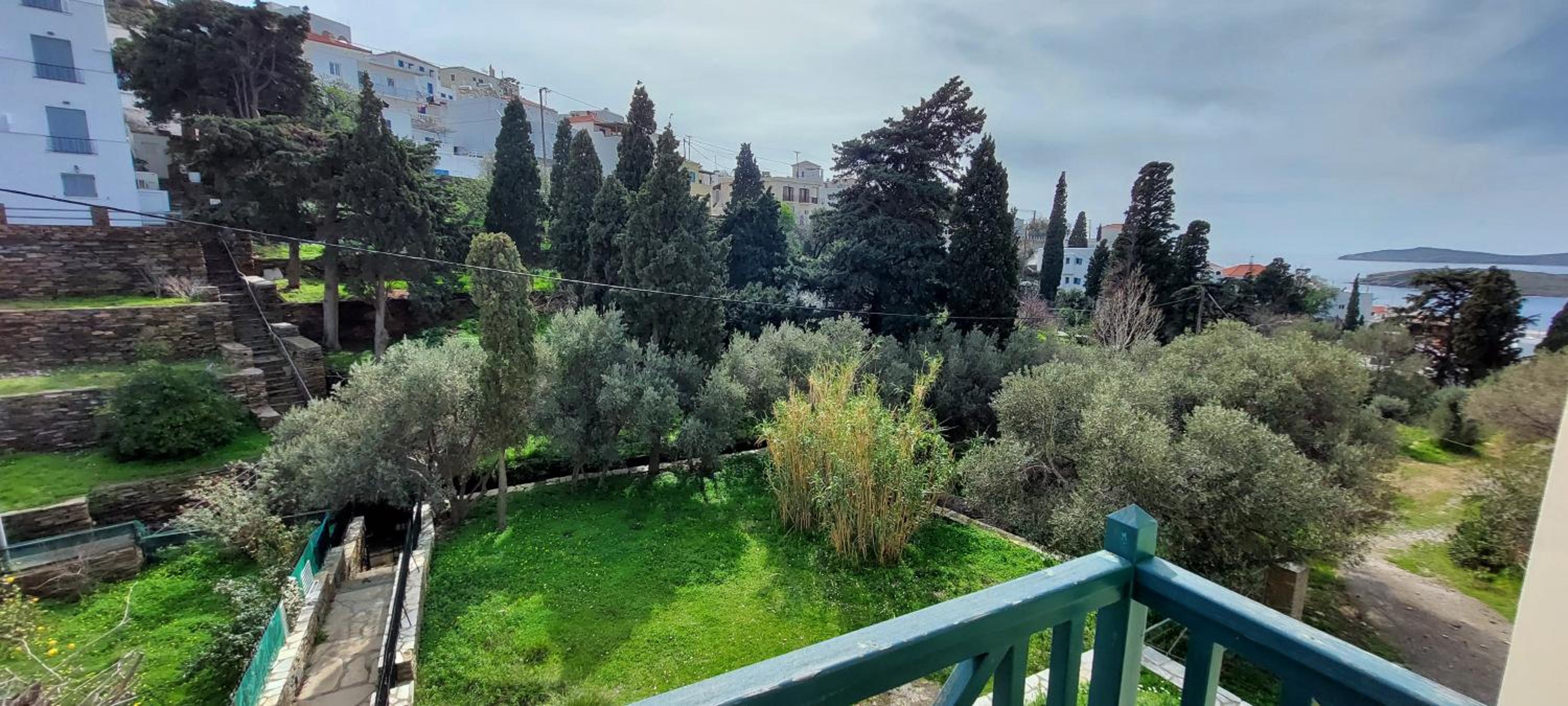 Villa photo 2