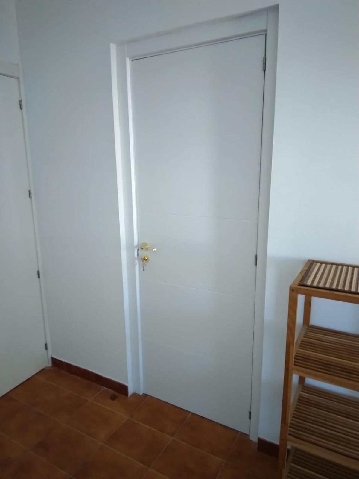 Double Room with Private Bathroom - Photo 13