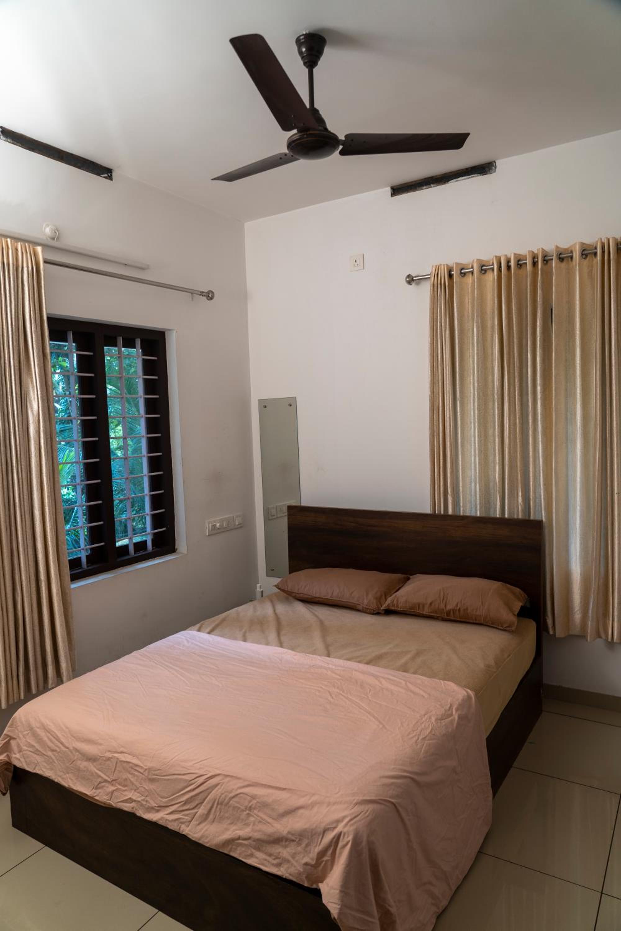 Double Room with Private Bathroom photo 3