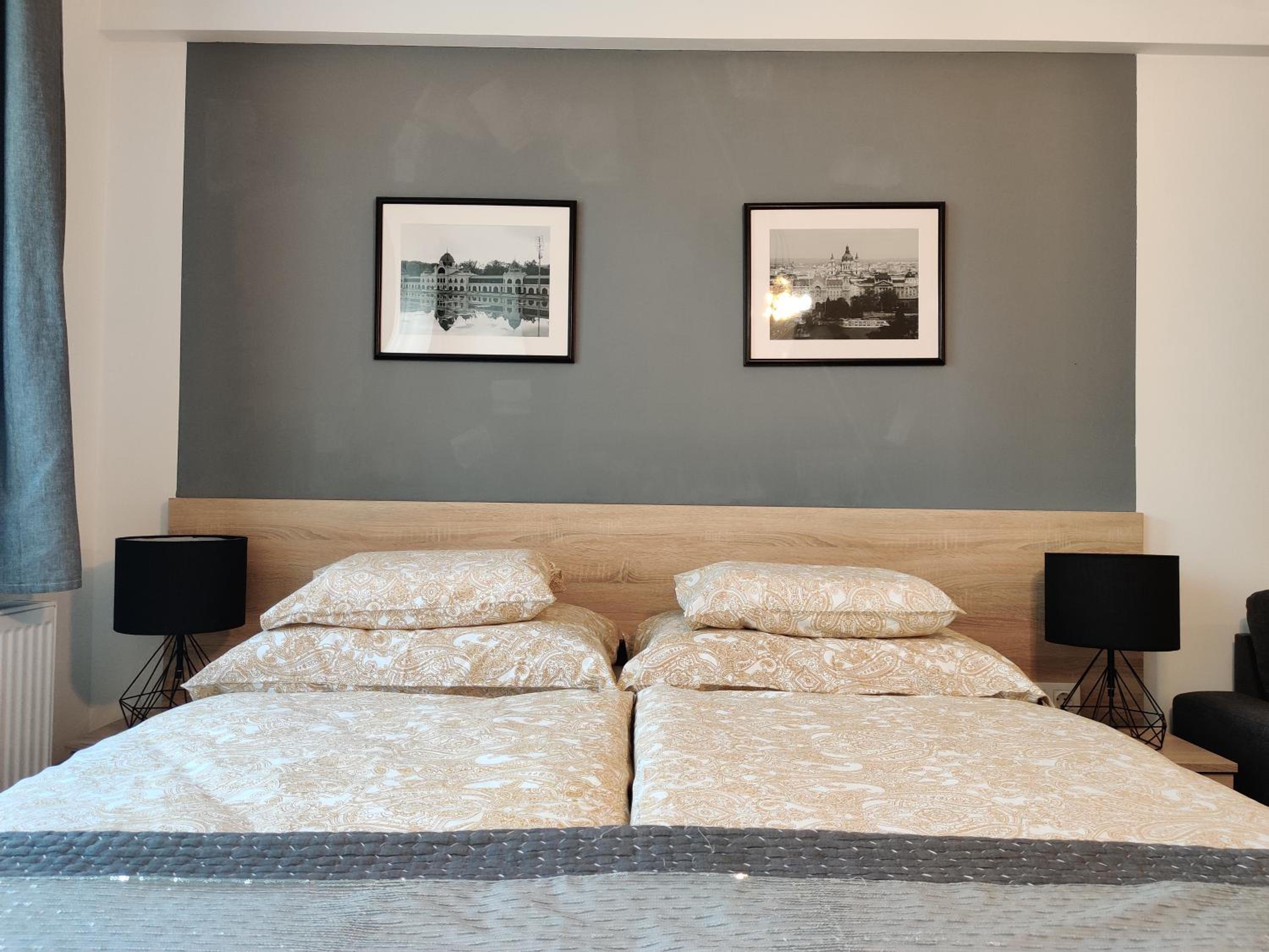 One-Bedroom Apartment with Garden View