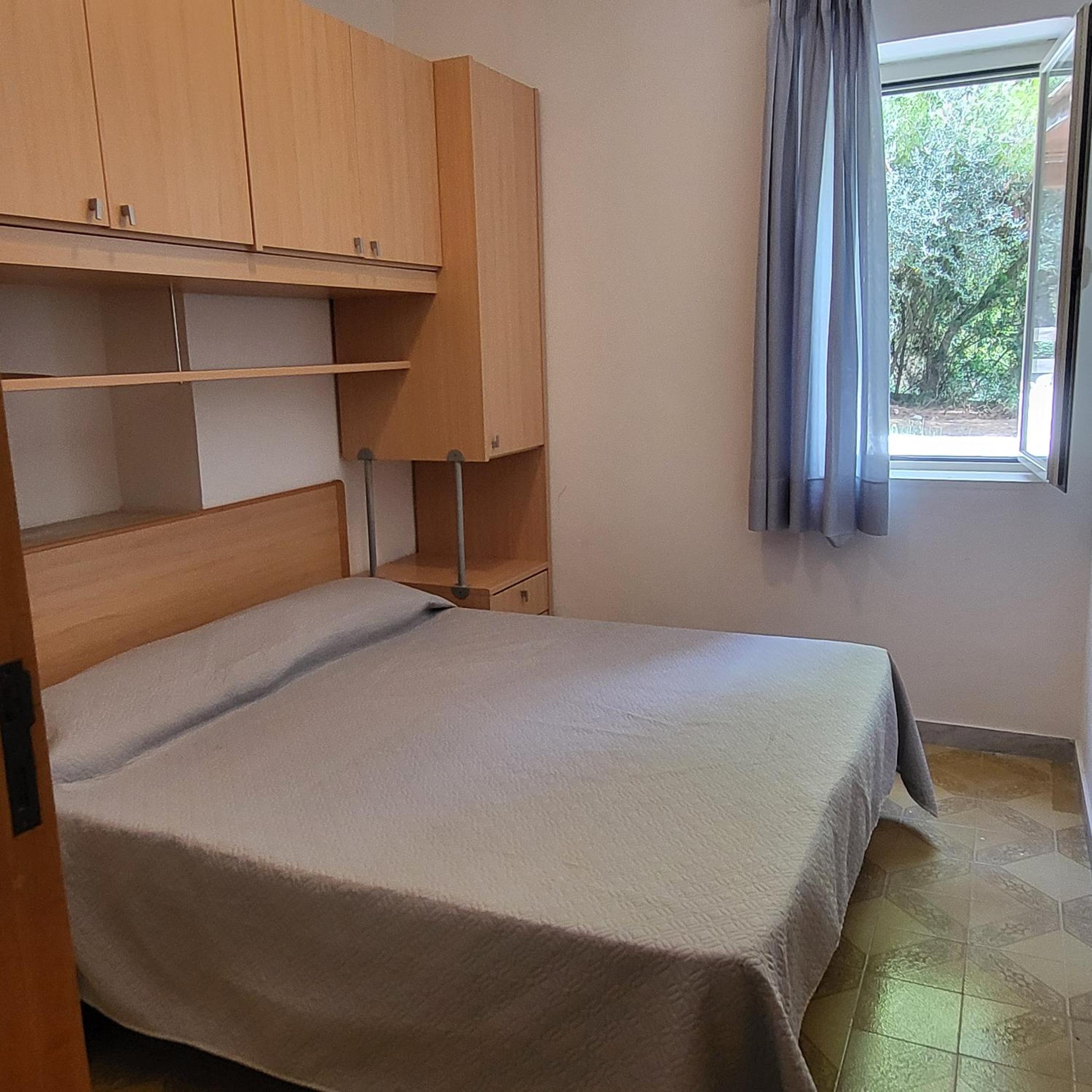 One-Bedroom Apartment with Sea View (2 Adults)