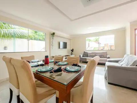 Three-Bedroom House photo 2