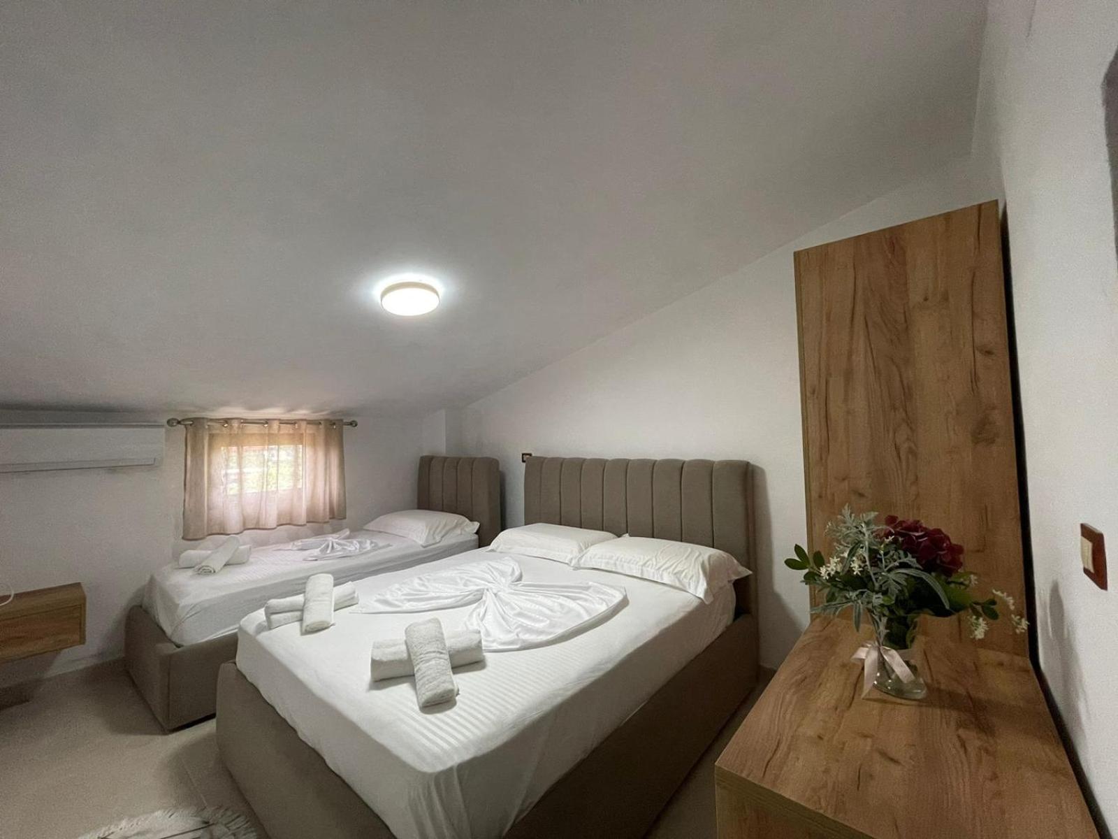 Basic Triple Room photo 2