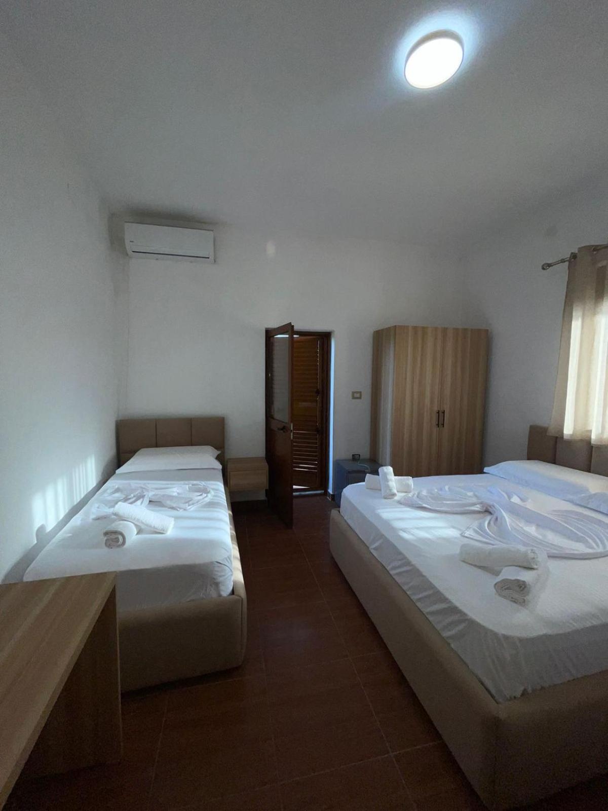 Family Room with Balcony photo 3