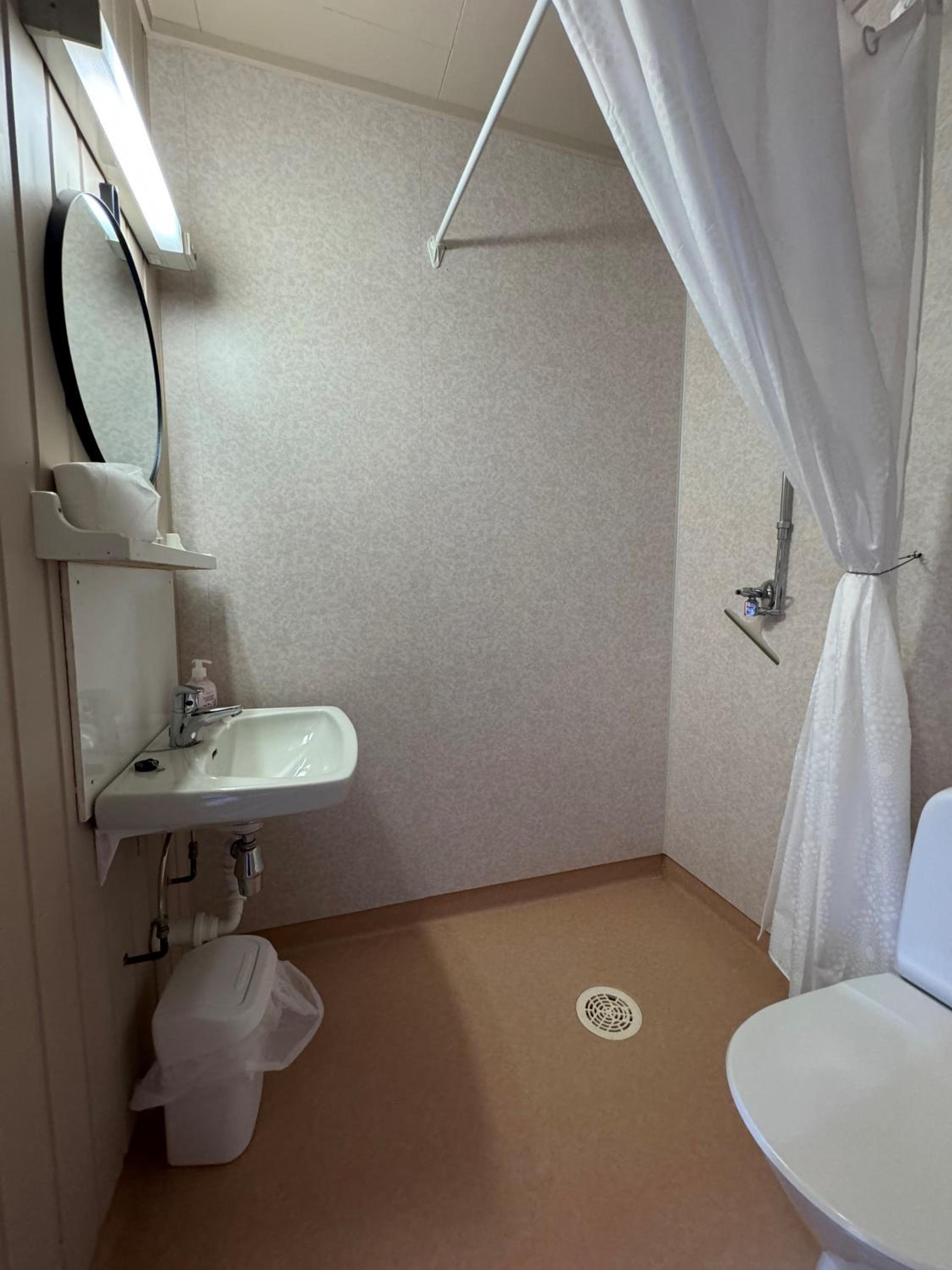 Triple Room with Private Bathroom photo 3