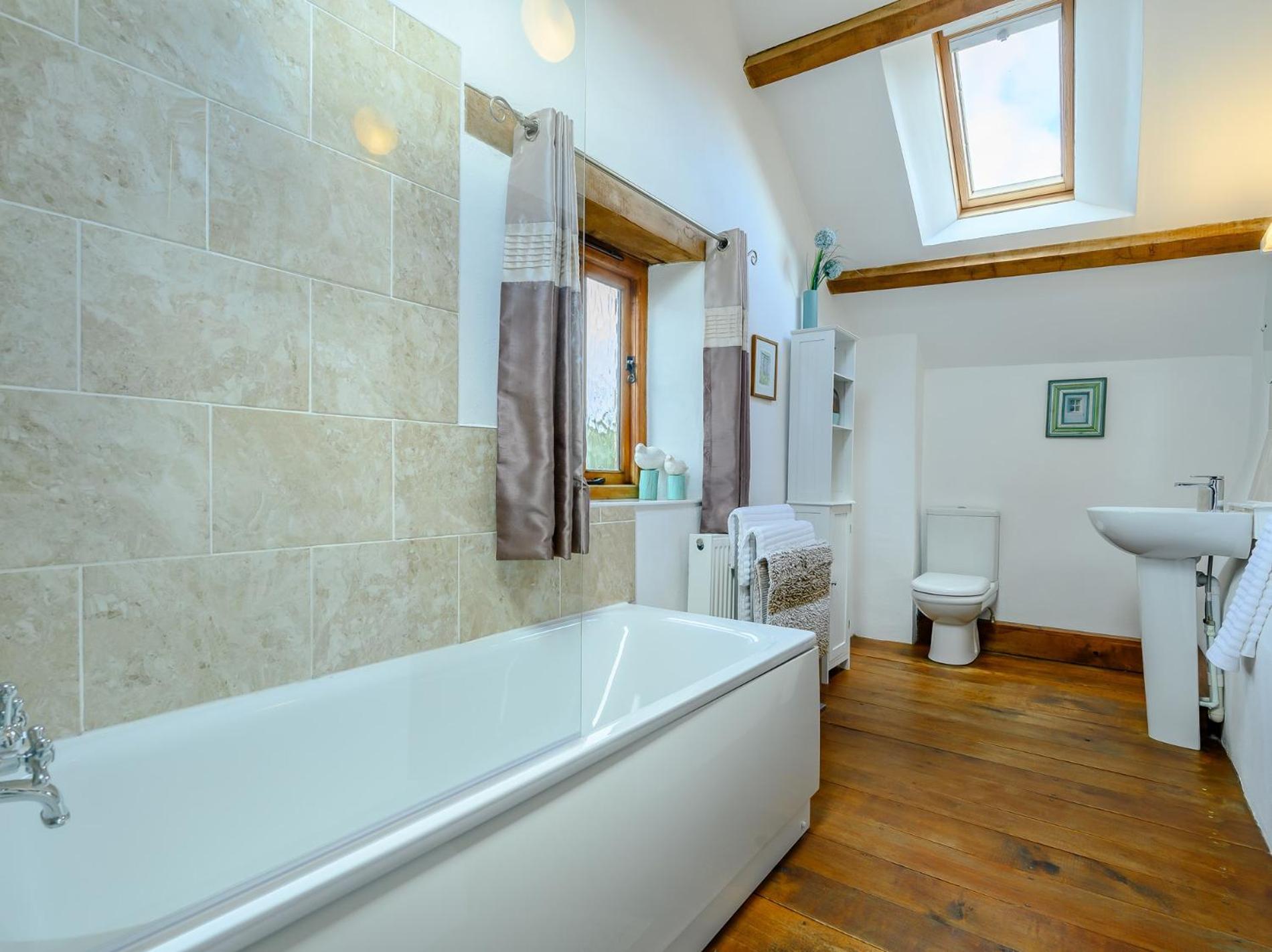 One-Bedroom House photo 2