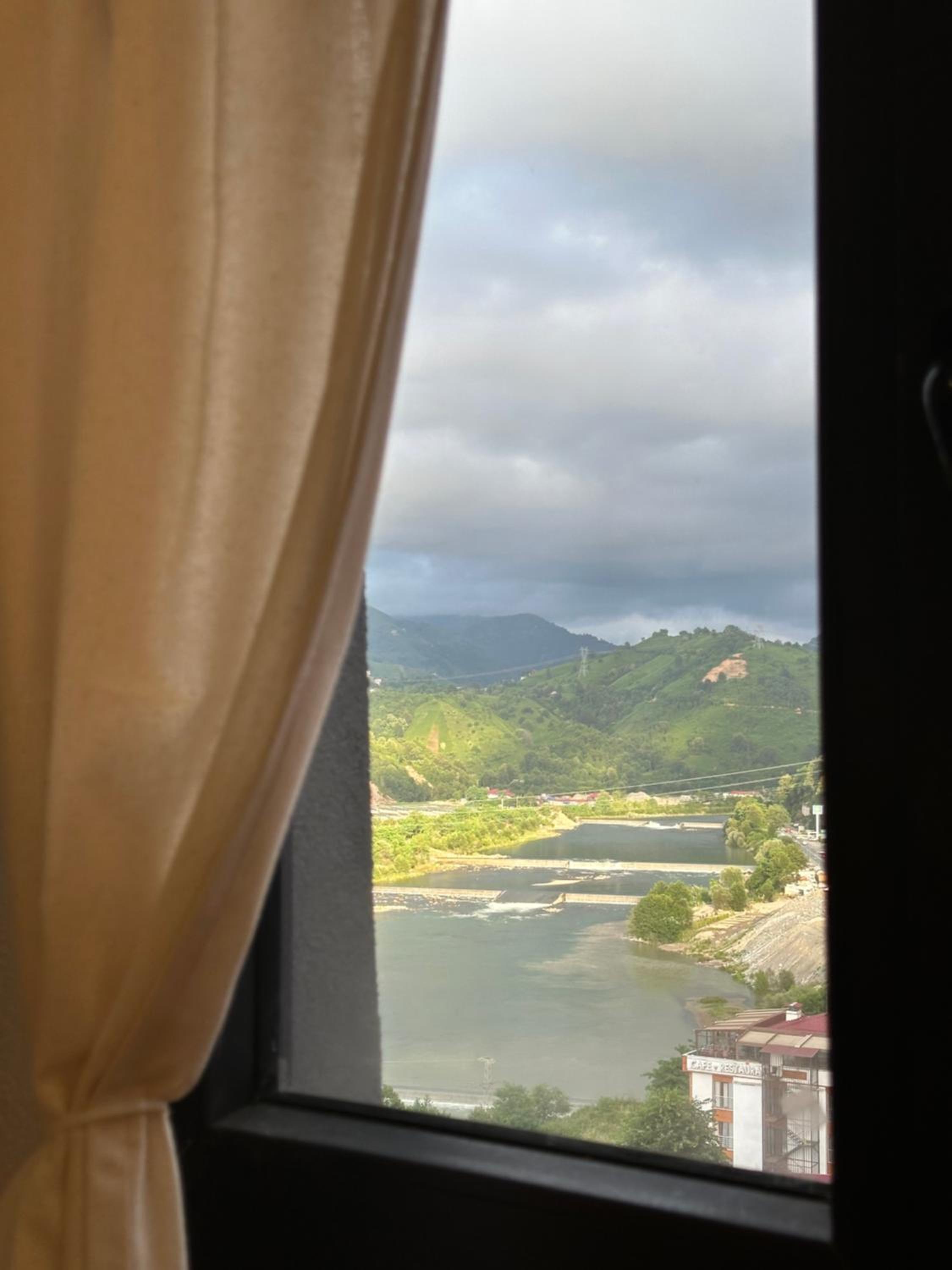 Suite with River View - Photo 6