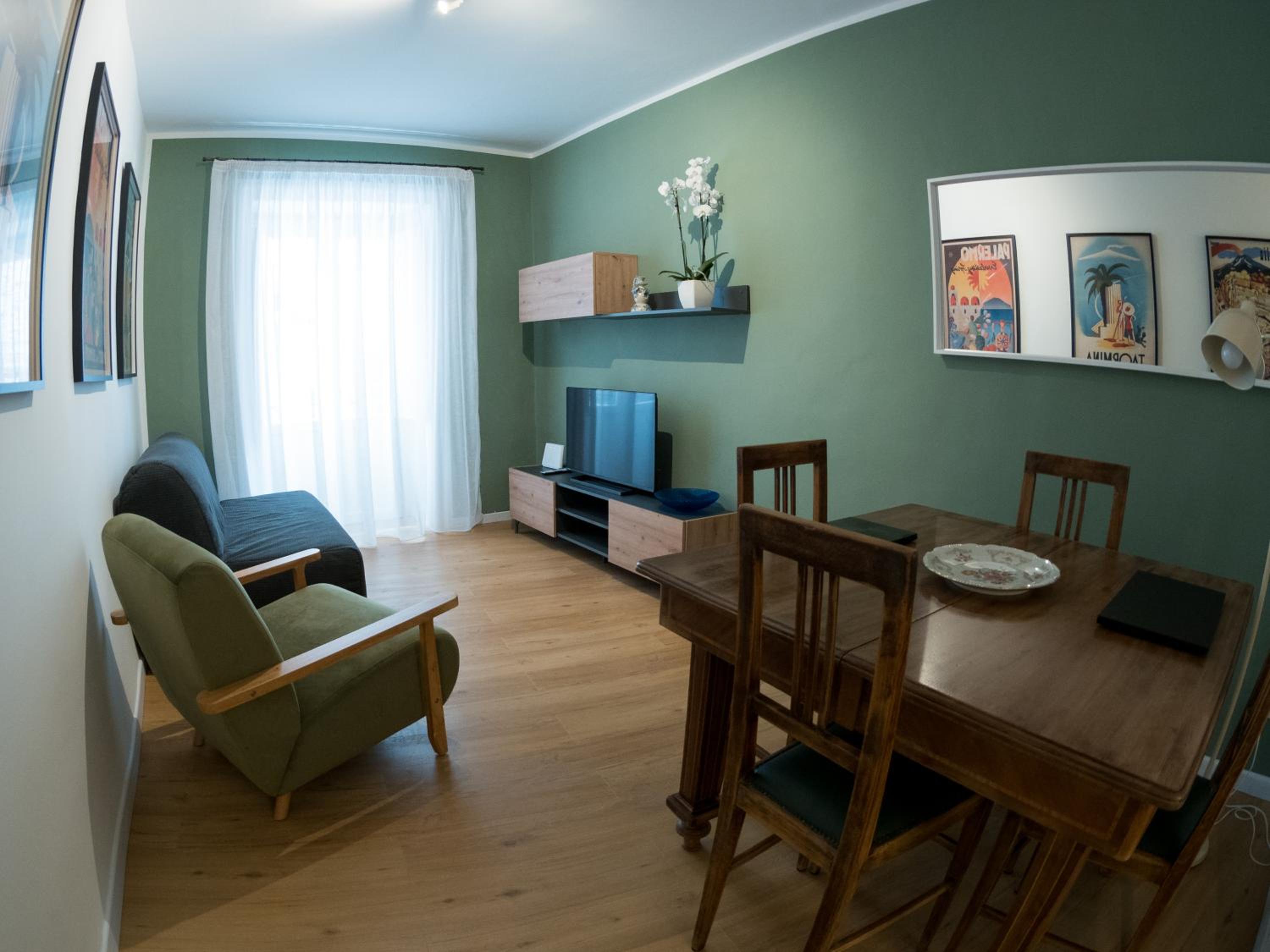 One-Bedroom Apartment
