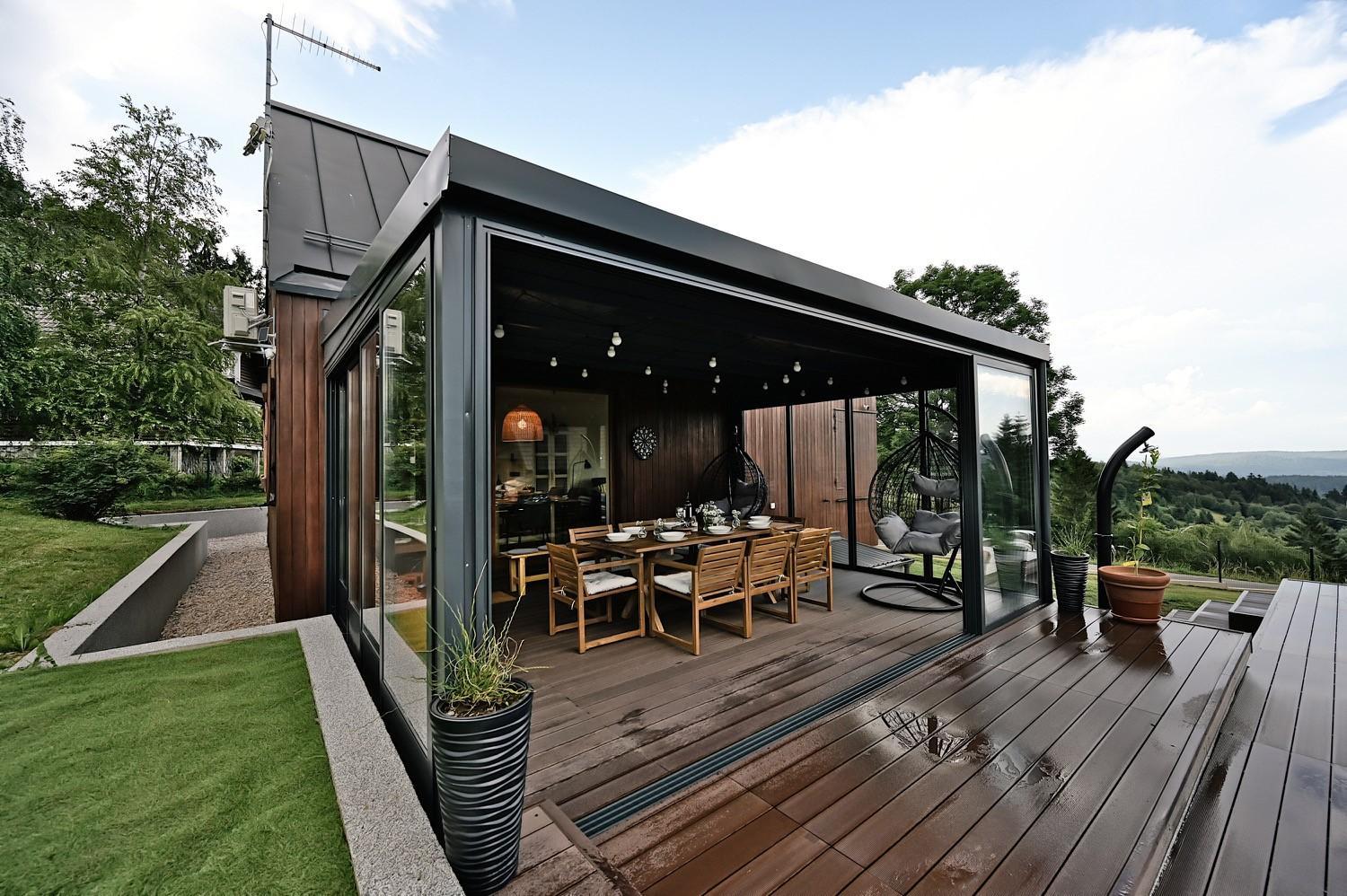 Three-Bedroom Villa photo 3