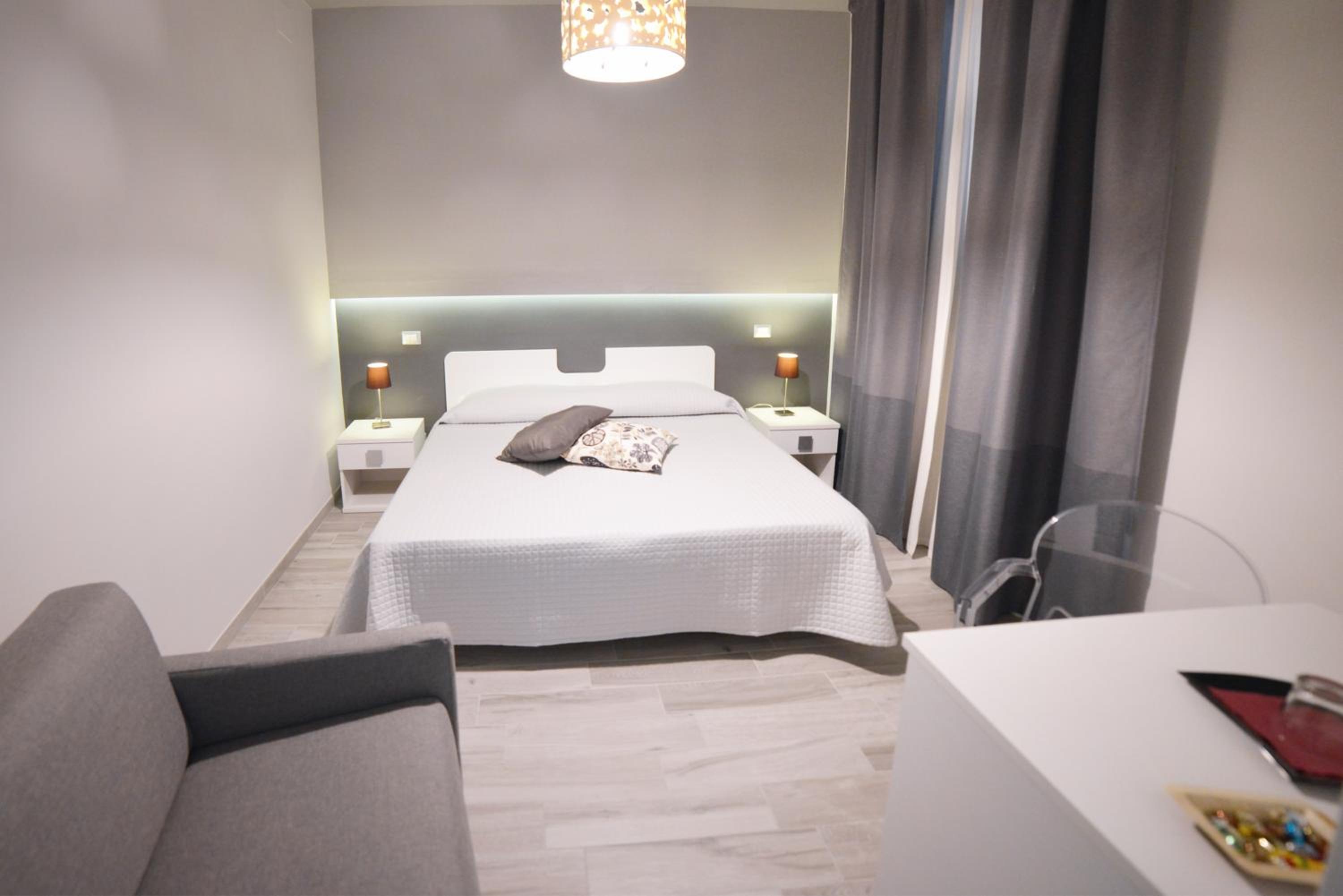 Double Room - Photo 1
